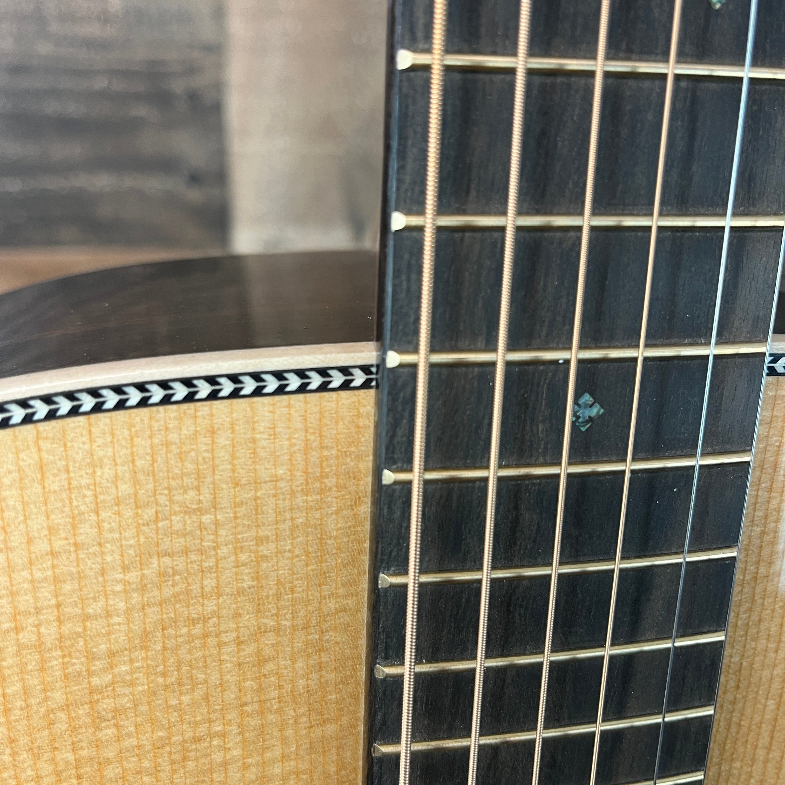 Martin D-28 Modern Deluxe 2025 - Natural, Hard Case, #137