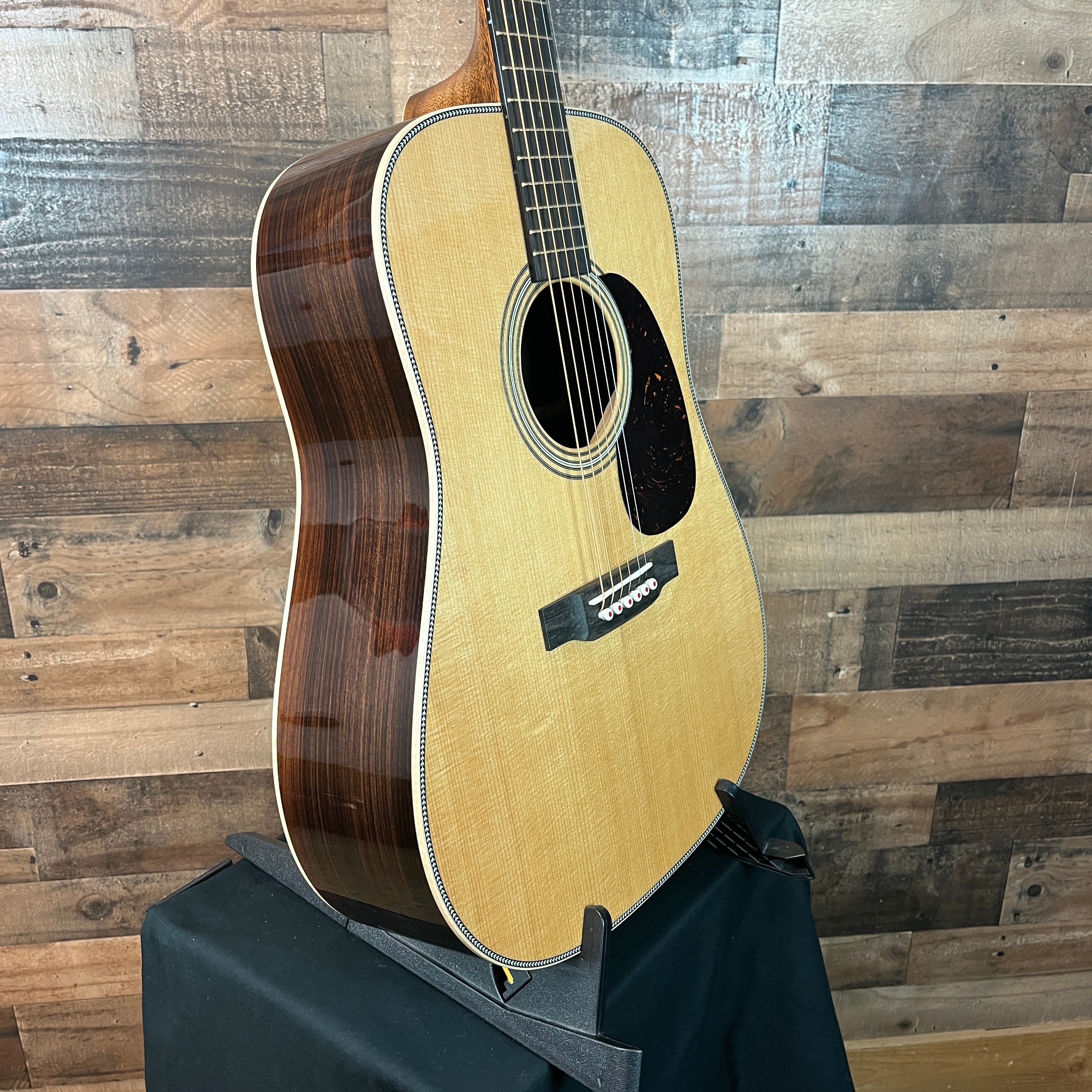 Martin D-28 Modern Deluxe 2025 - Natural, Hard Case, #137