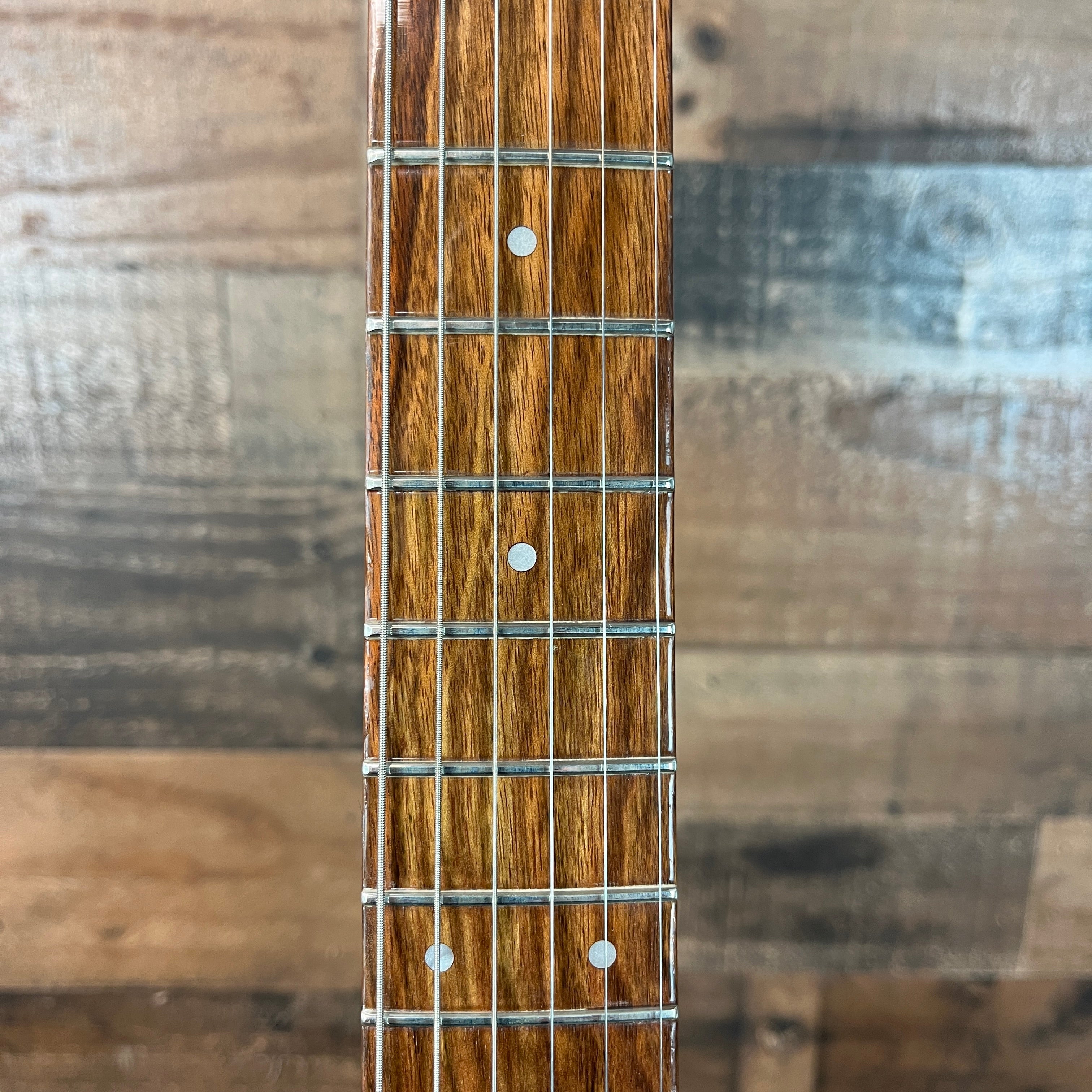 330 Semi-Hollow Electric Guitar, Mapleglo, Hard Case, 796