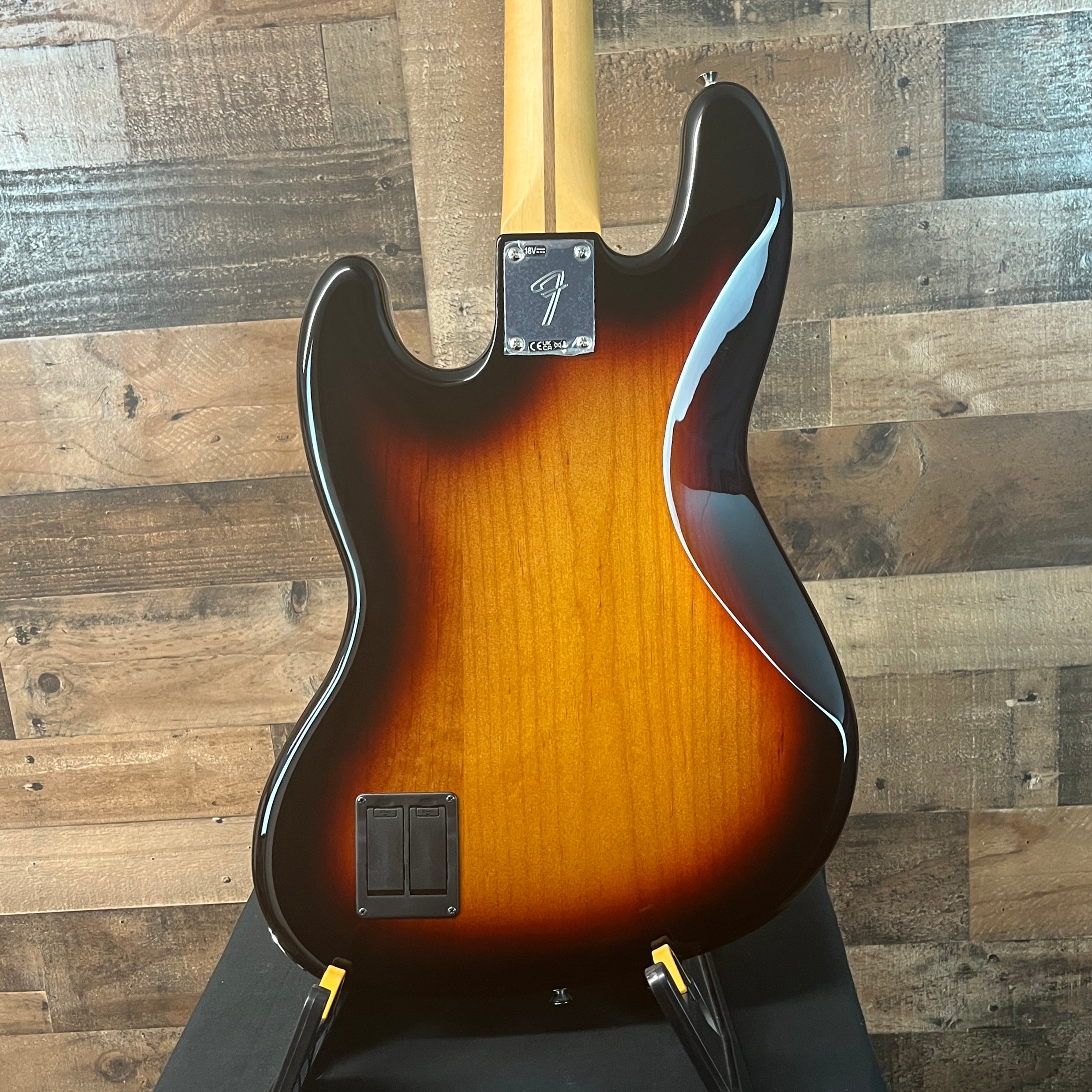Player II Modified Active Jazz Bass, 3-tone Sunburst, Gig Bag, 998
