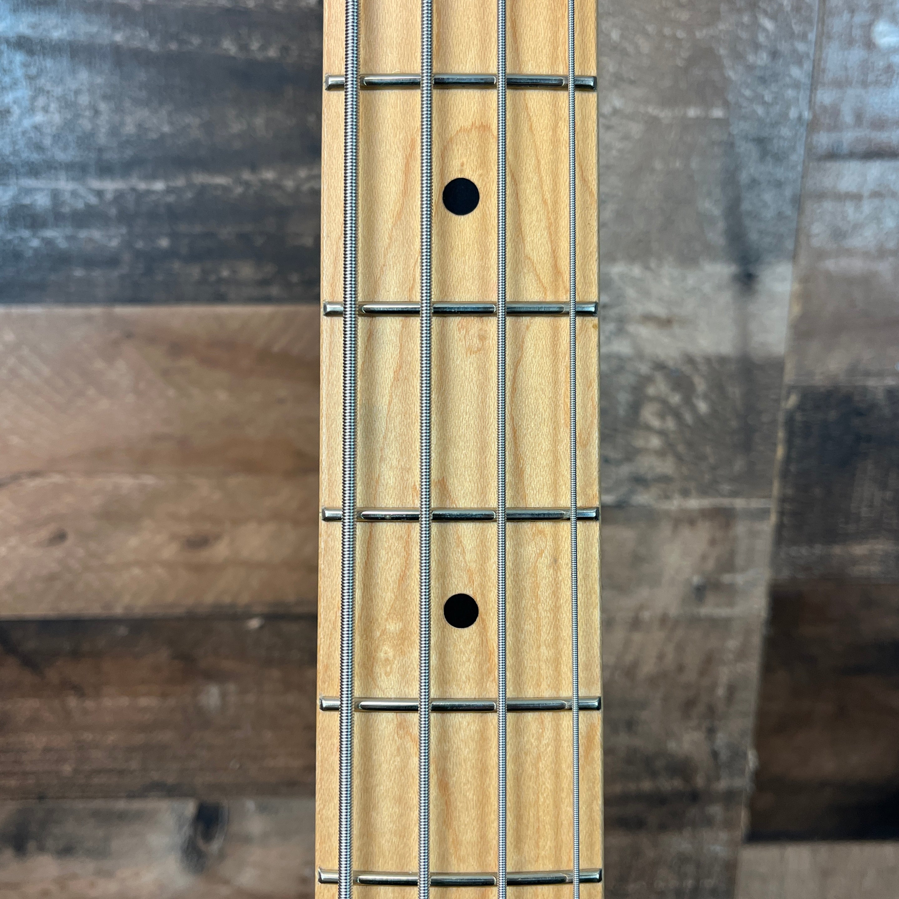 Standard Precision Bass, Candy Cola, 212