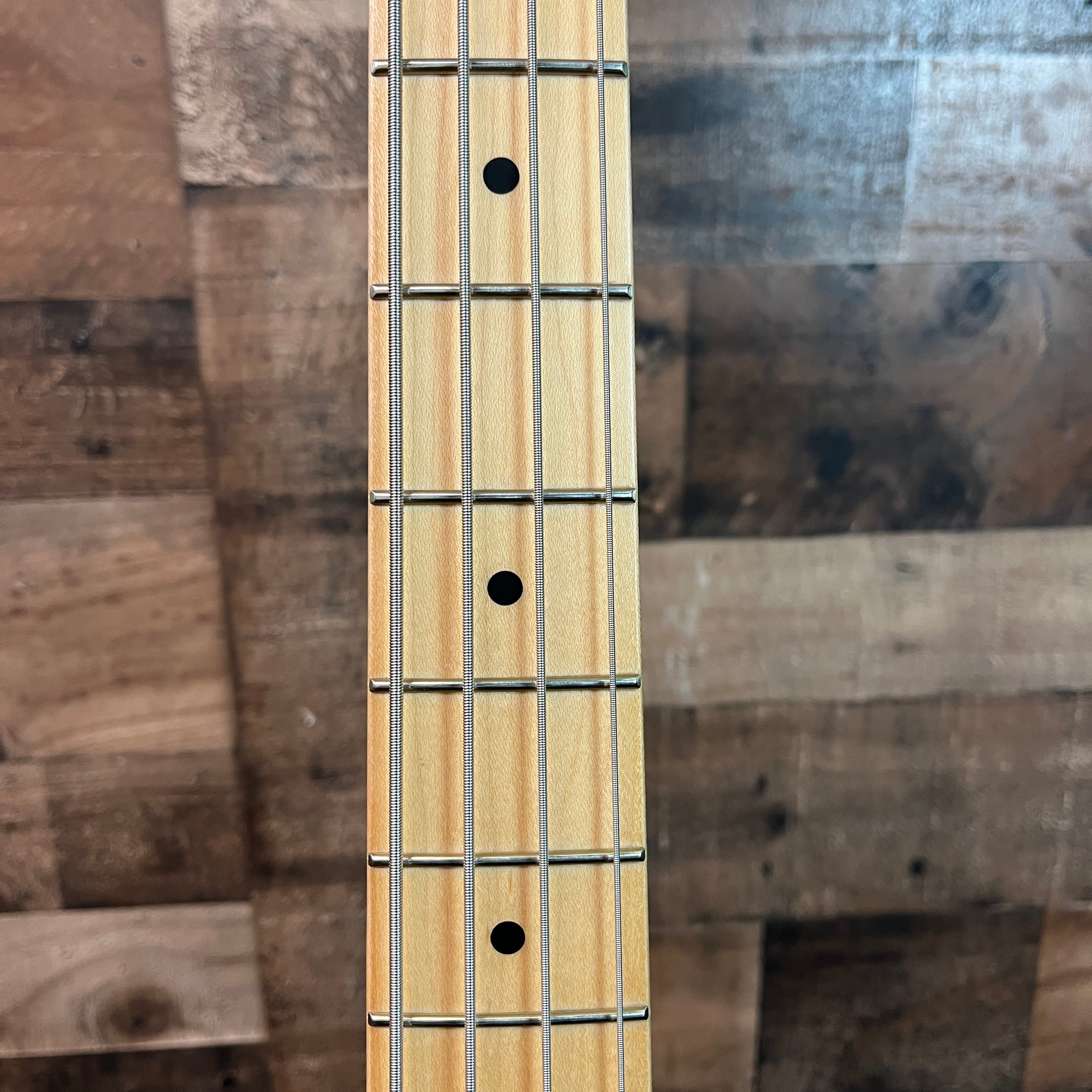 Fender Standard Jazz Bass, Black, Maple Fingerboard, 761