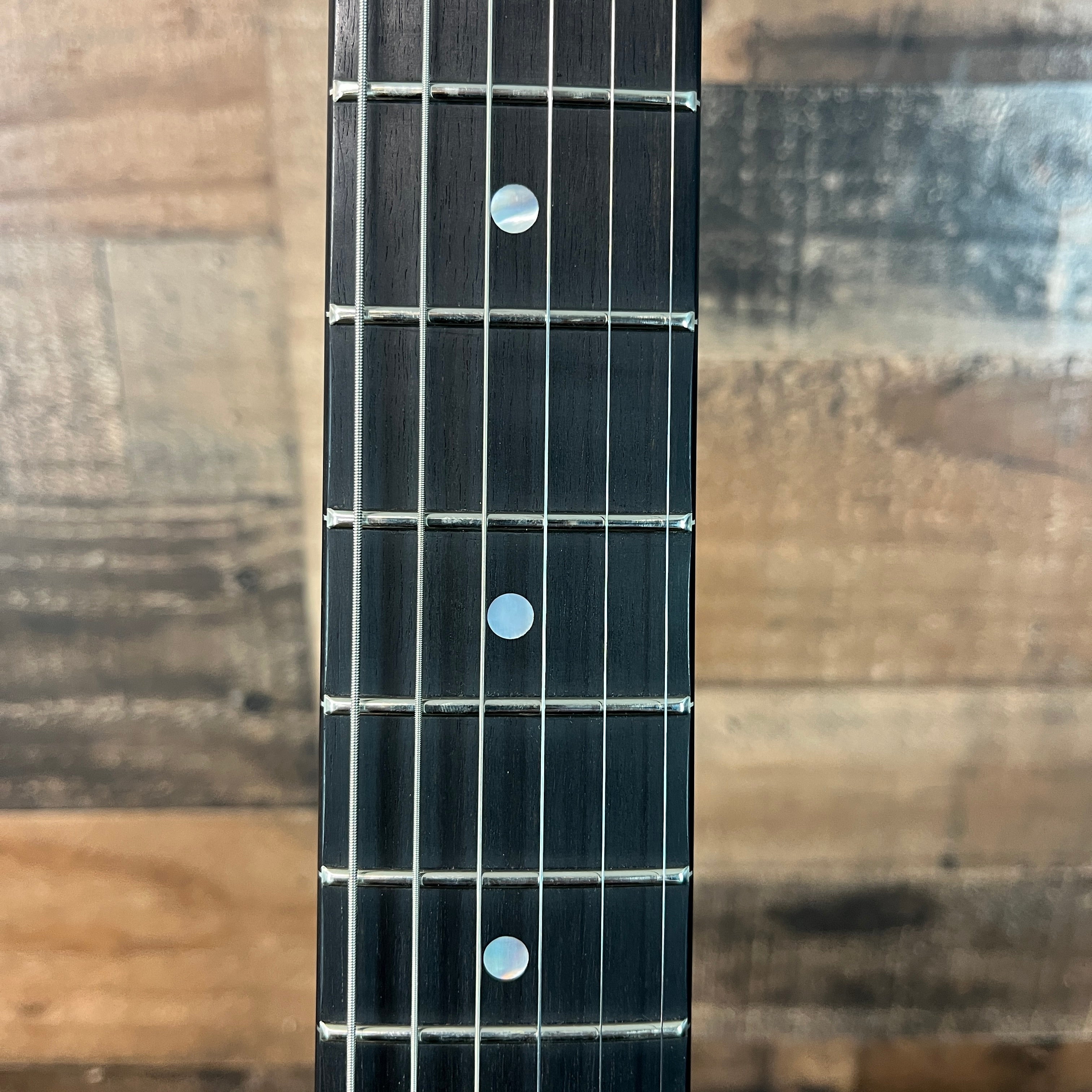 Eastman Guitars Romeo NYC Semi-hollowbody Electric Guitar - Black, 392