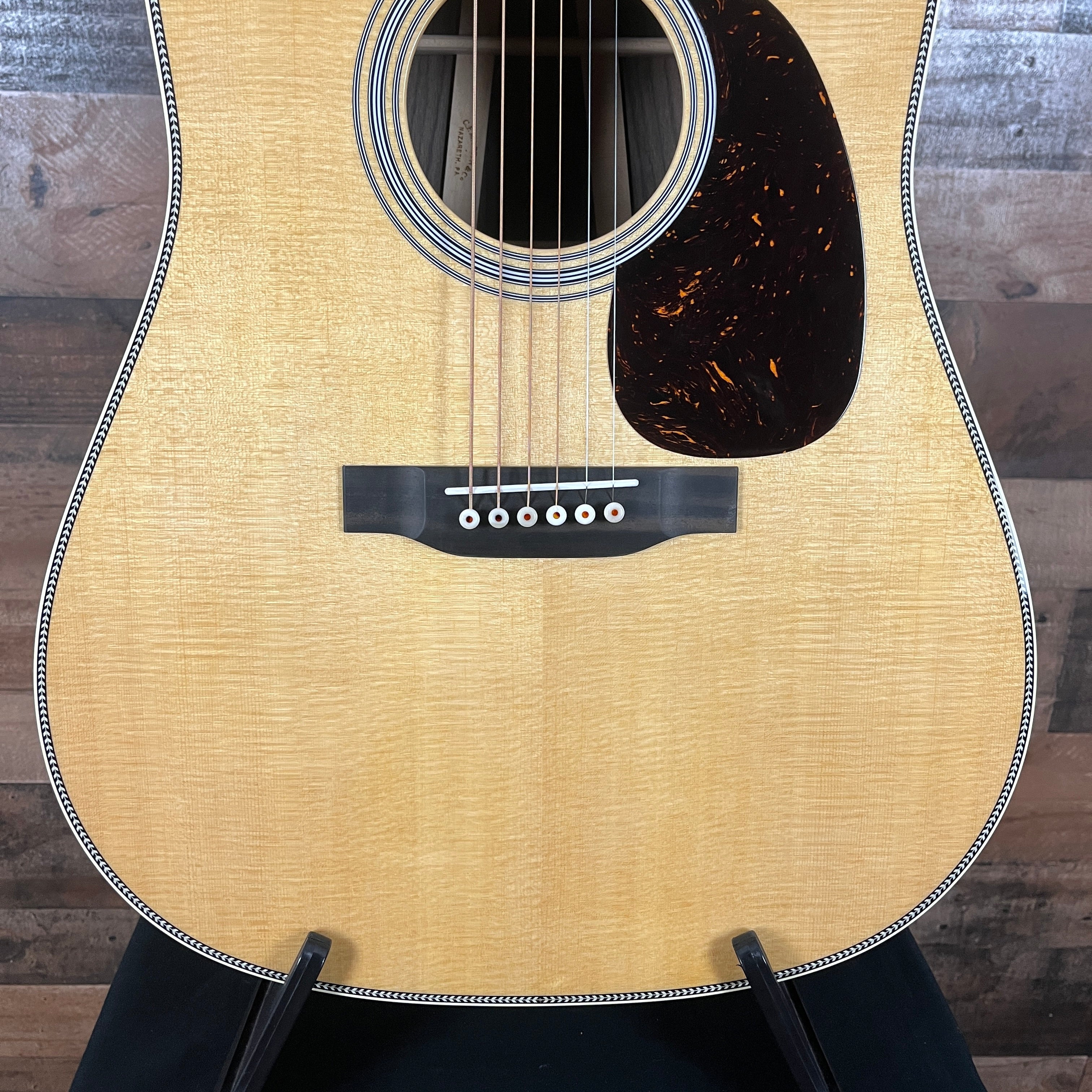 HD-35 Standard Series Acoustic Guitar 2025 Model, Natural Aging Toner, Hardcase, 850