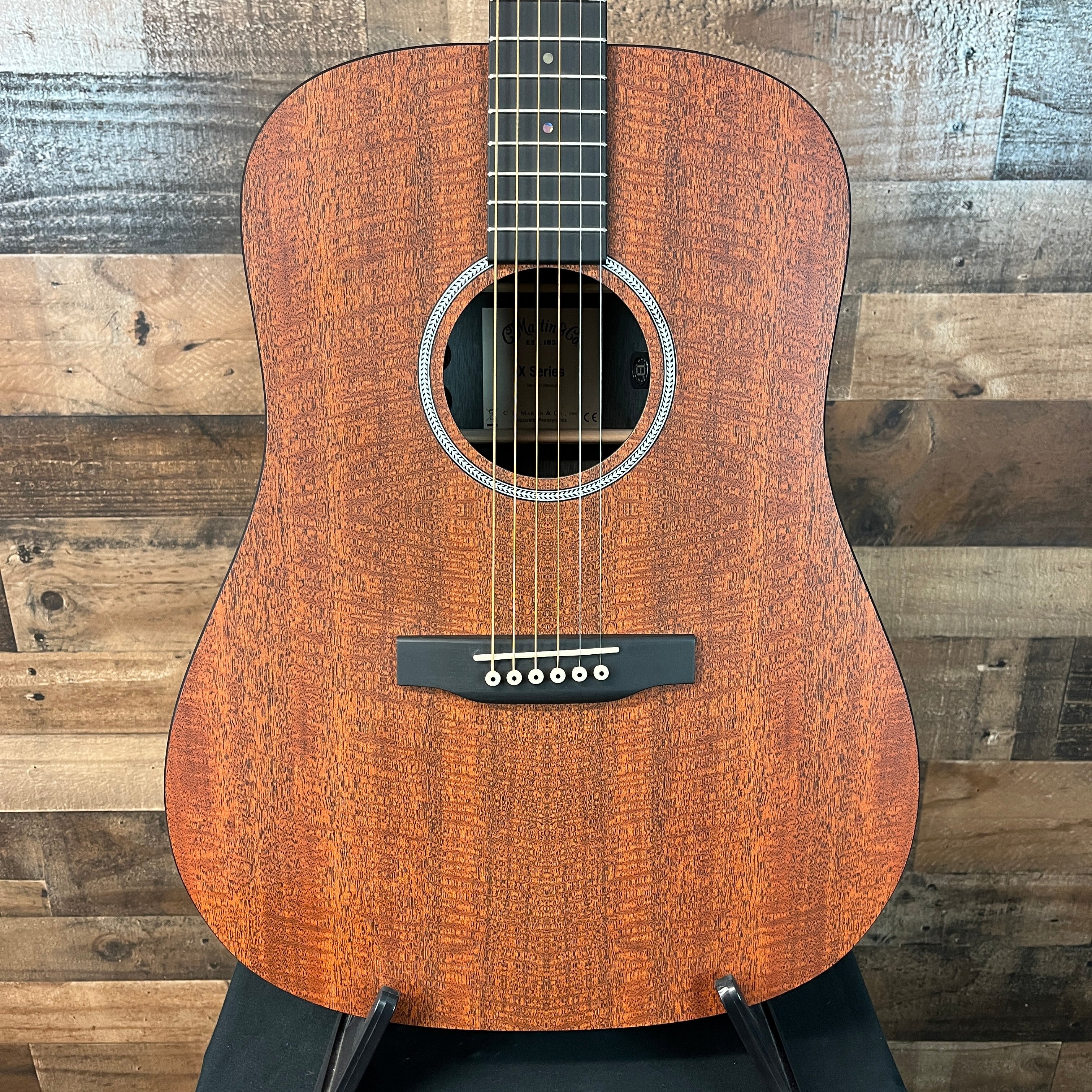 D-X1E Mahogany Acoustic-electric Guitar, Figured Mahogany Pattern, Soft Case, 697