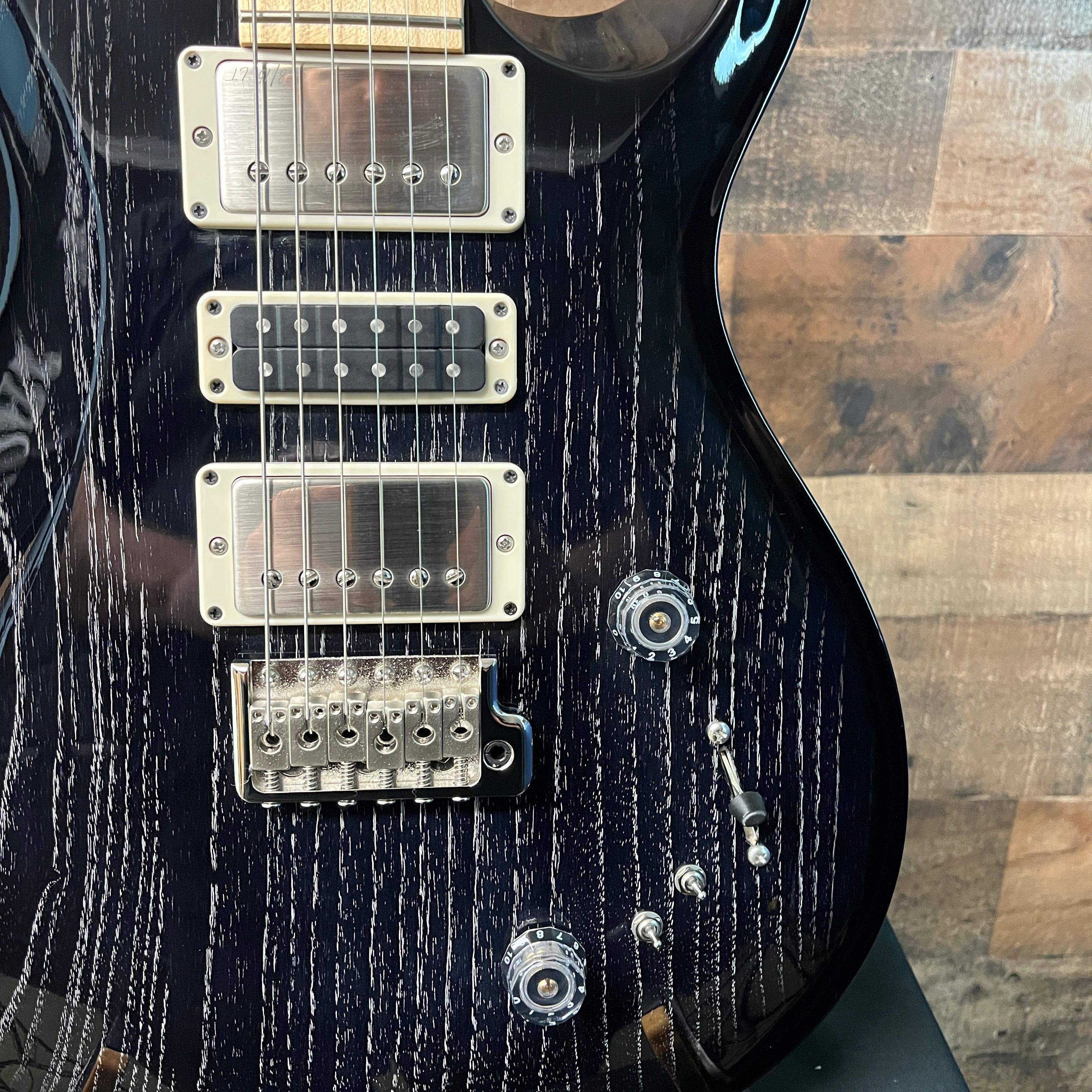 PRS Swamp Ash Special Electric Guitar - Black Doghair Smokeburst, 901