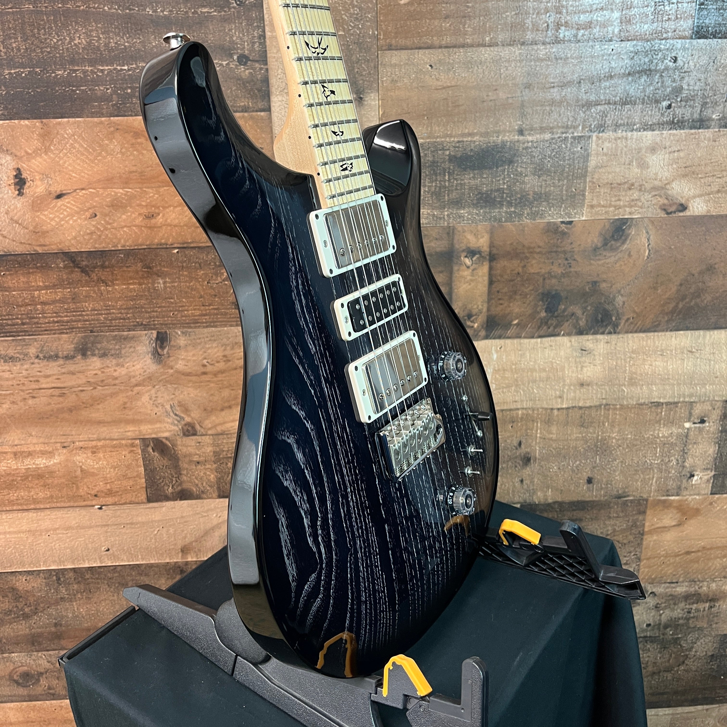 PRS Swamp Ash Special Electric Guitar - Black Doghair Smokeburst, 901