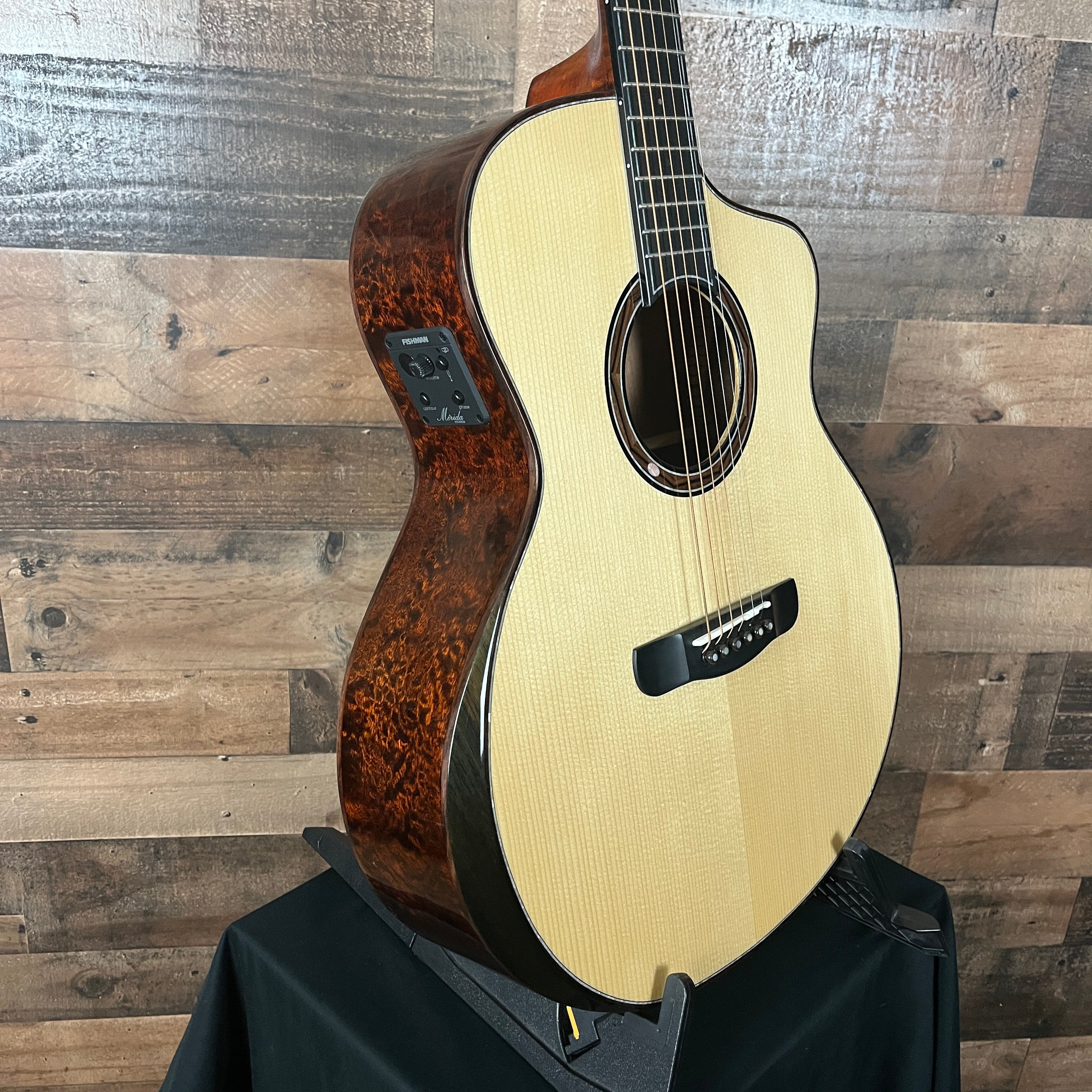 Mérida COBRA-EQ, Acoustic-Electric, Natural, Gig Bag, 949