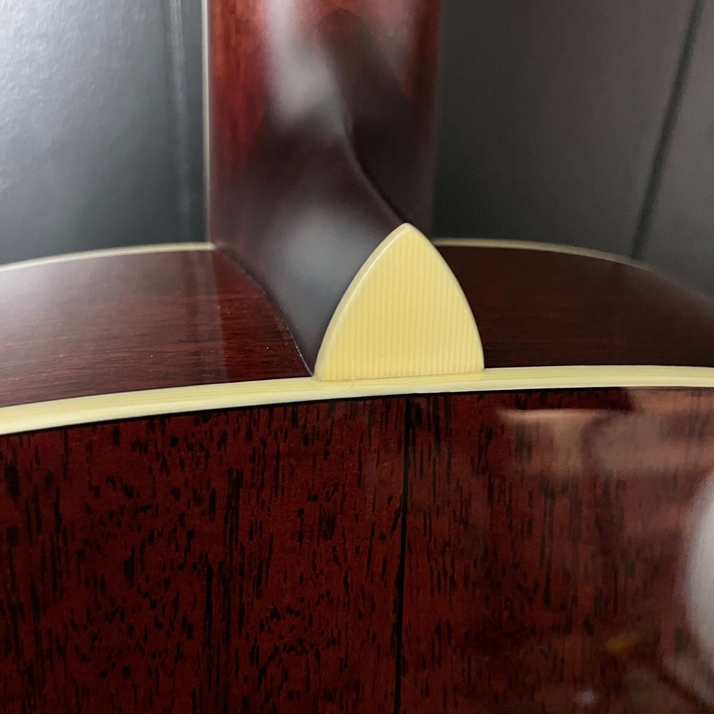 Eastman AC330E-12-SB, 12 String Acoustic Electric Guitar, Sunburst, Hard Case, 341