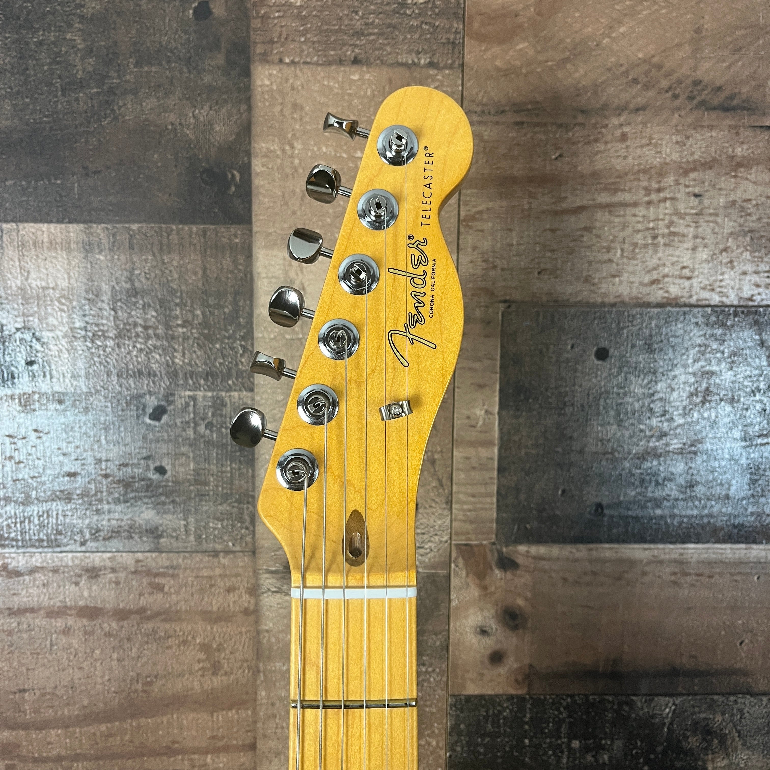 Fender American Professional Classic Hotshot Telecaster, 3-Color Sunburst, Gig Bag, 591