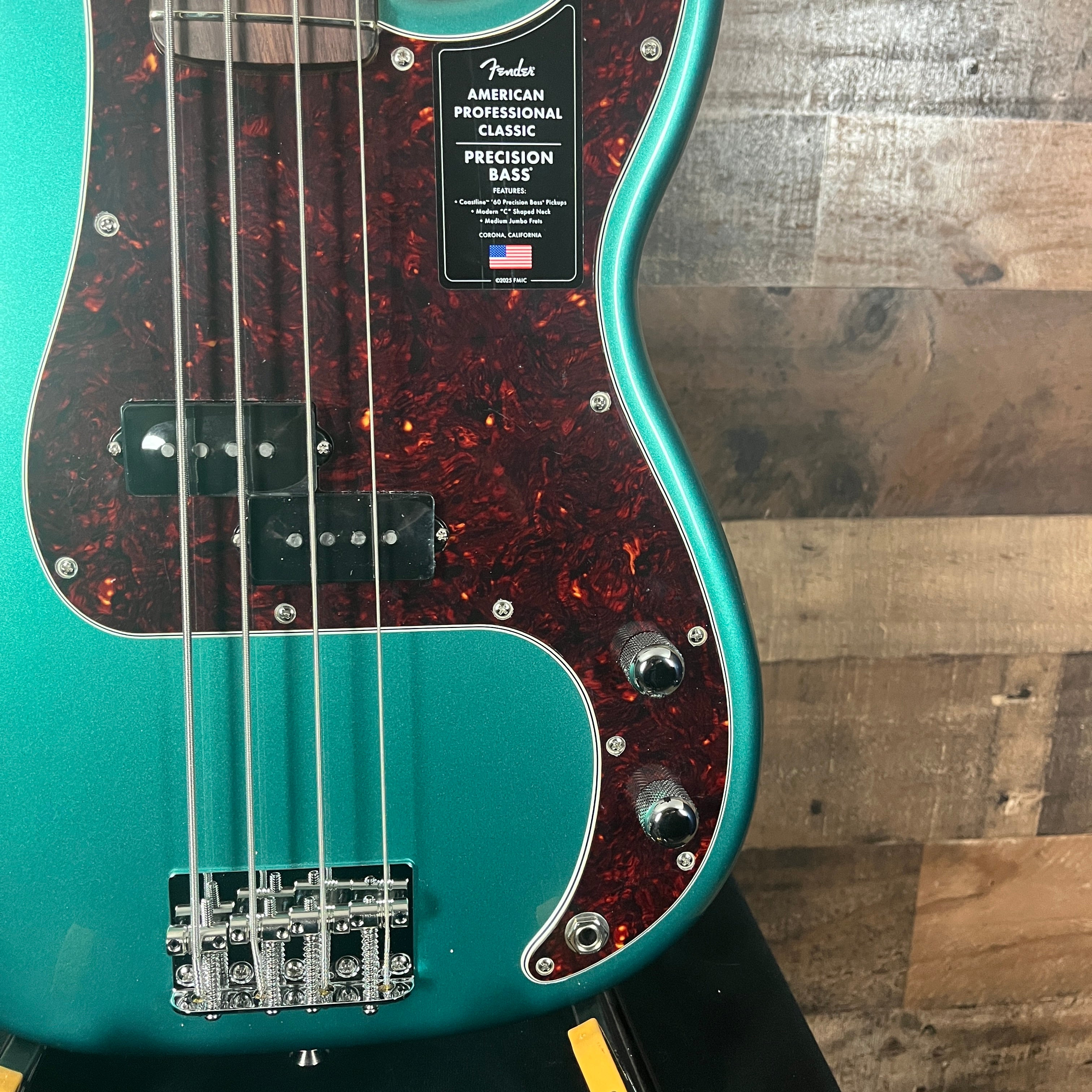 Fender American Professional Classic Precision Bass, Faded Sherwood Green Metallic, Gig Bag, 882