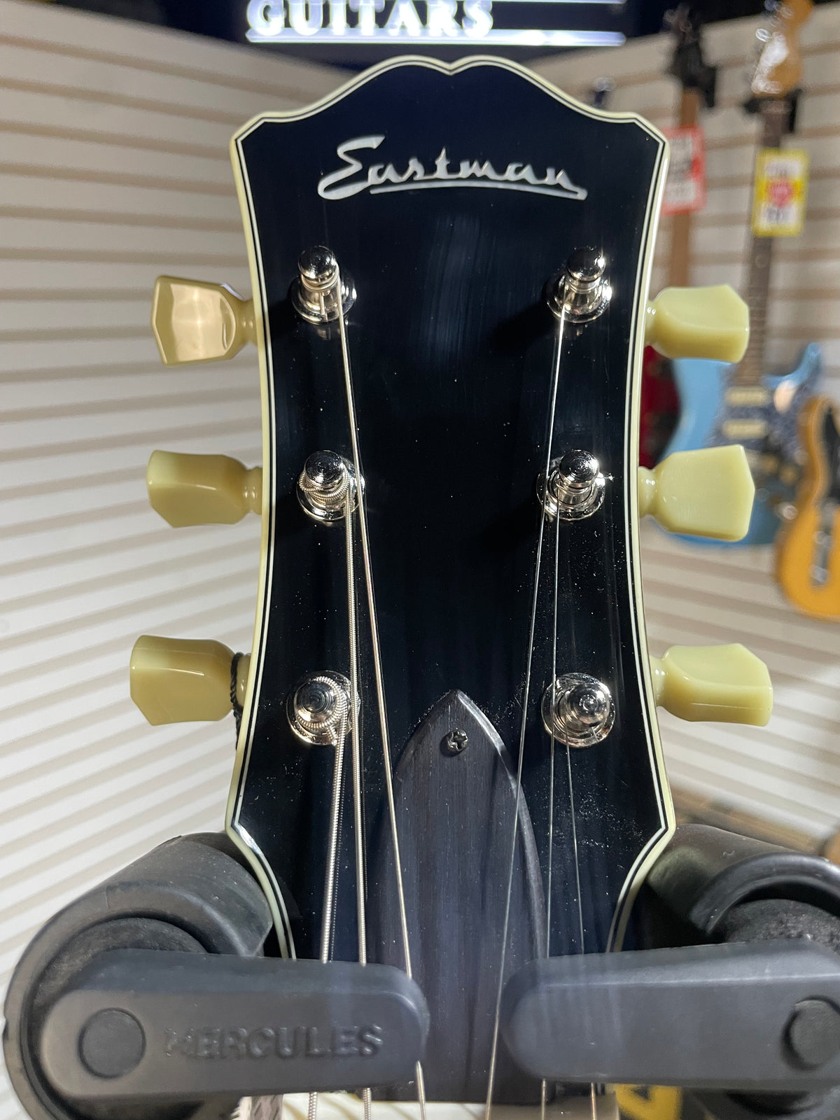 Eastman T484 Thinline Semi-Hollowbody Goldburst