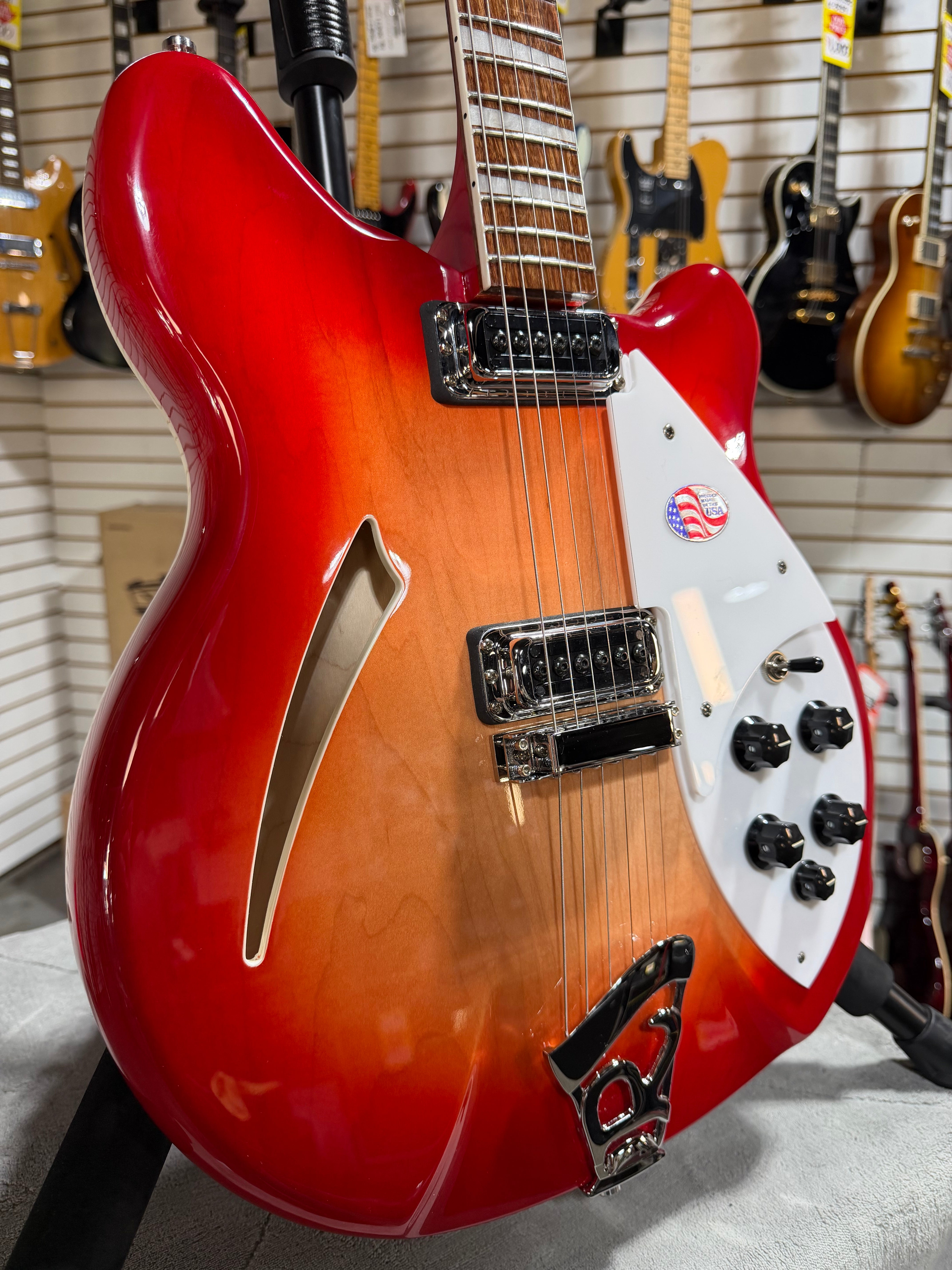 Rickenbacker 360 Fireglo