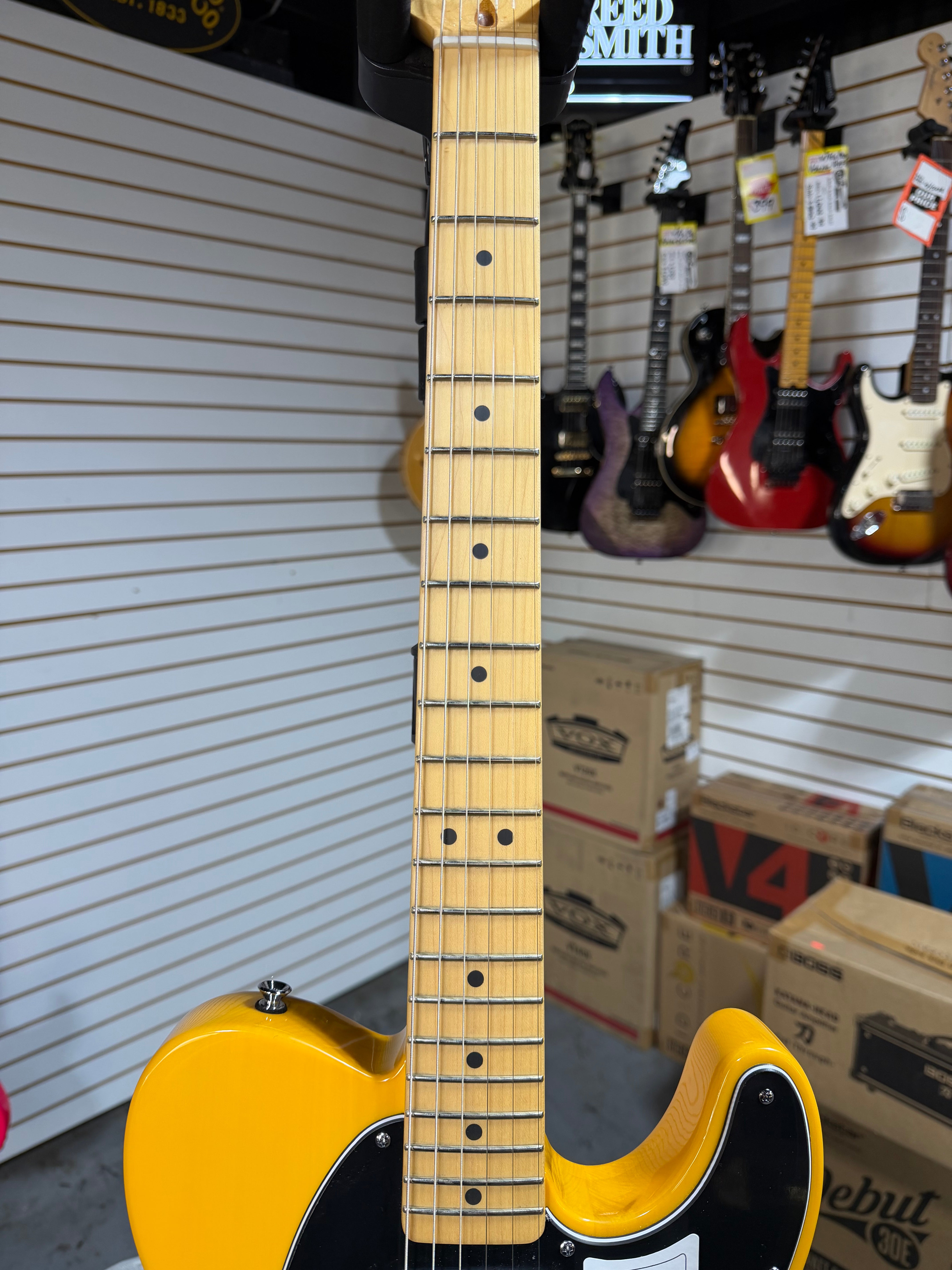 Fender Standard Telecaster Butterscotch Blonde