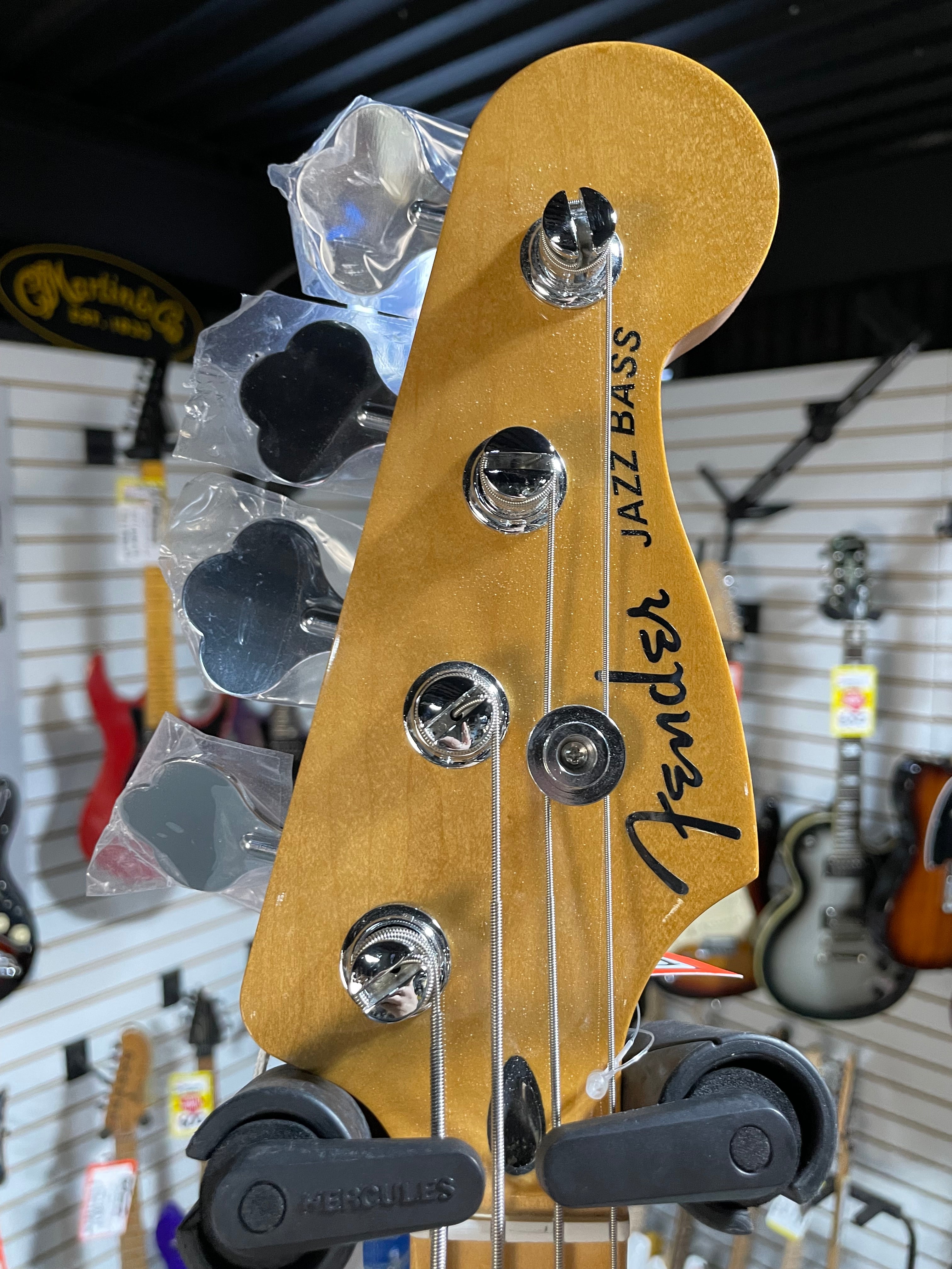 Player Plus Active Jazz Bass - Aged Candy Apple Red #231 GET PLEK'D!