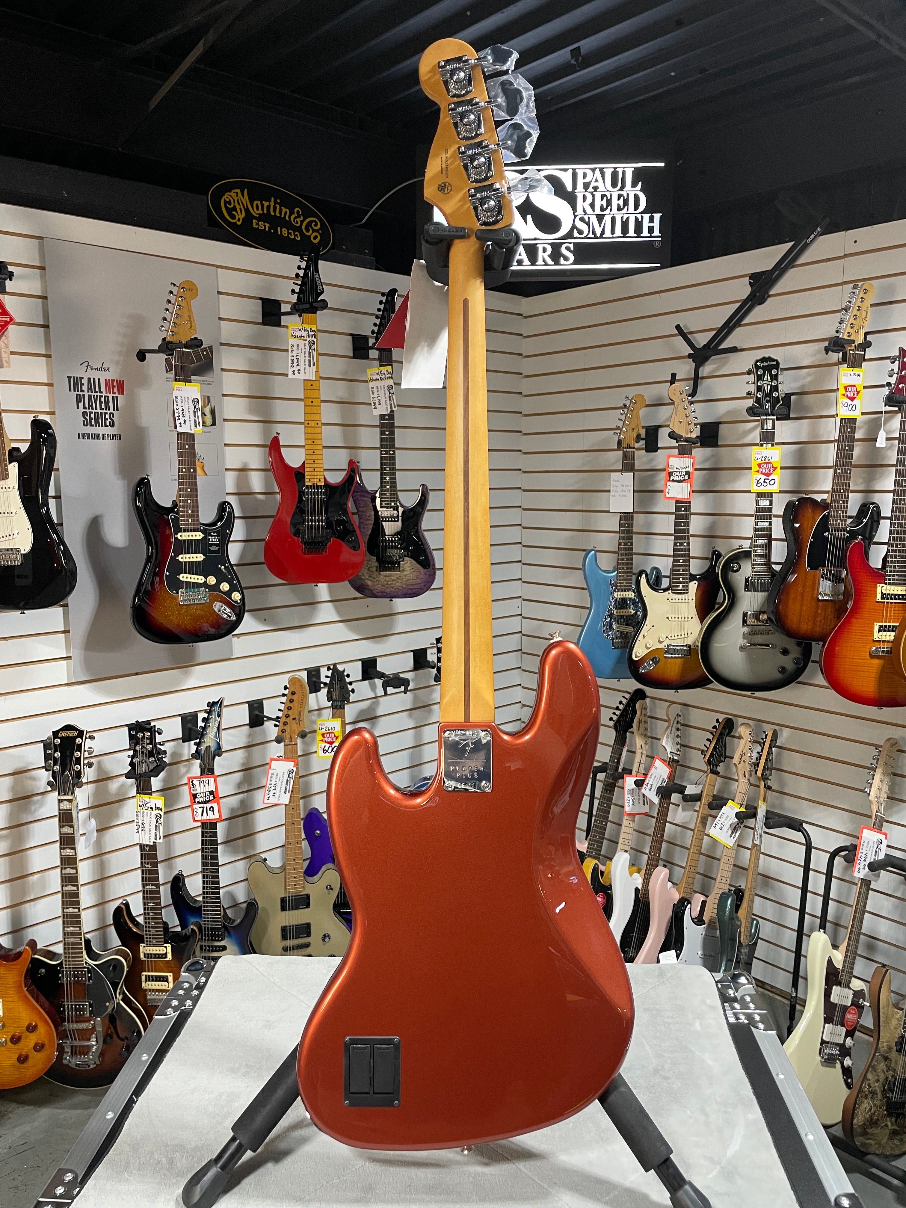 Player Plus Active Jazz Bass - Aged Candy Apple Red #231 GET PLEK'D!