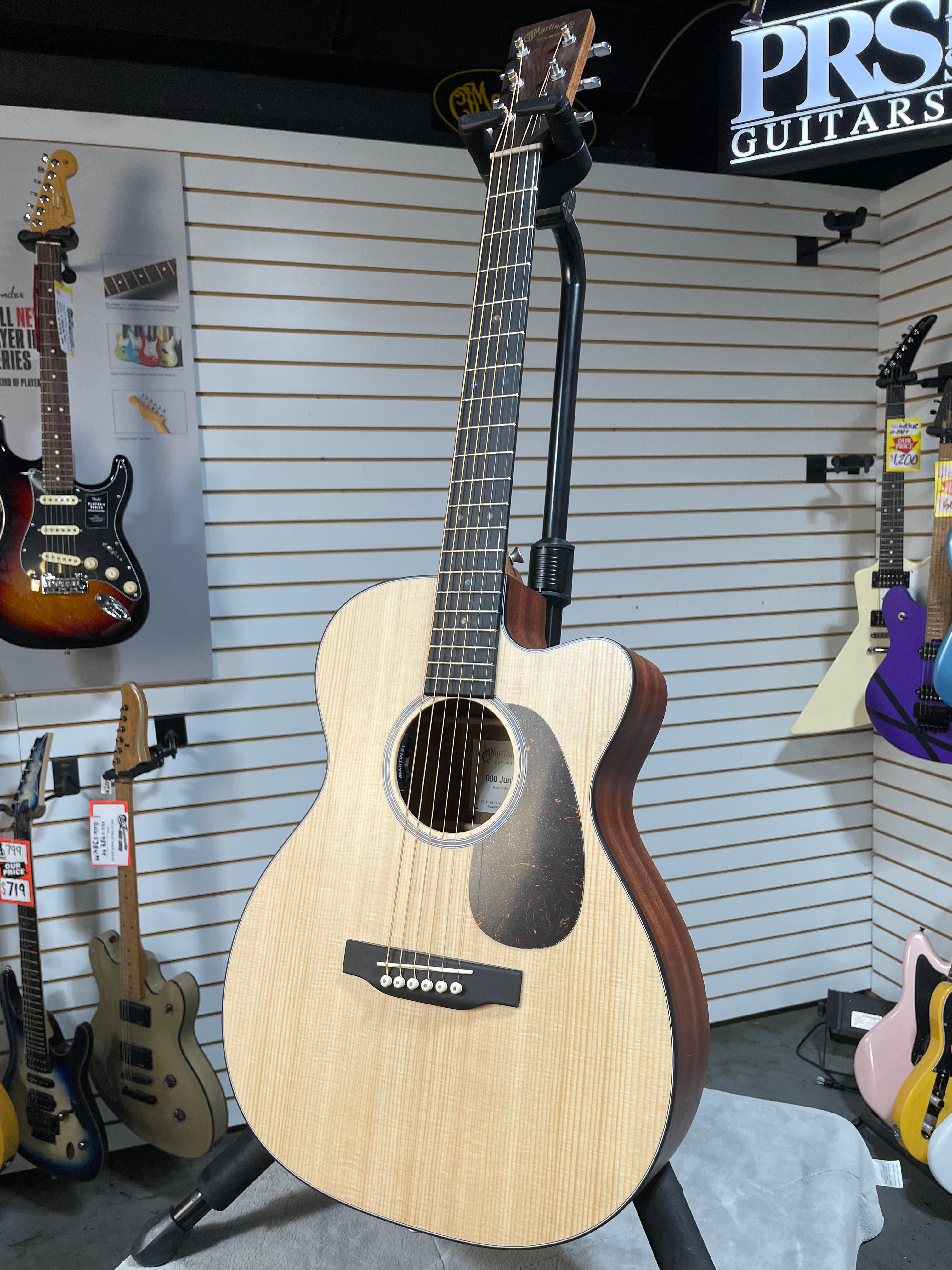 Martin 000C JR-10E Acoustic Guitar - Natural & PLEK*D