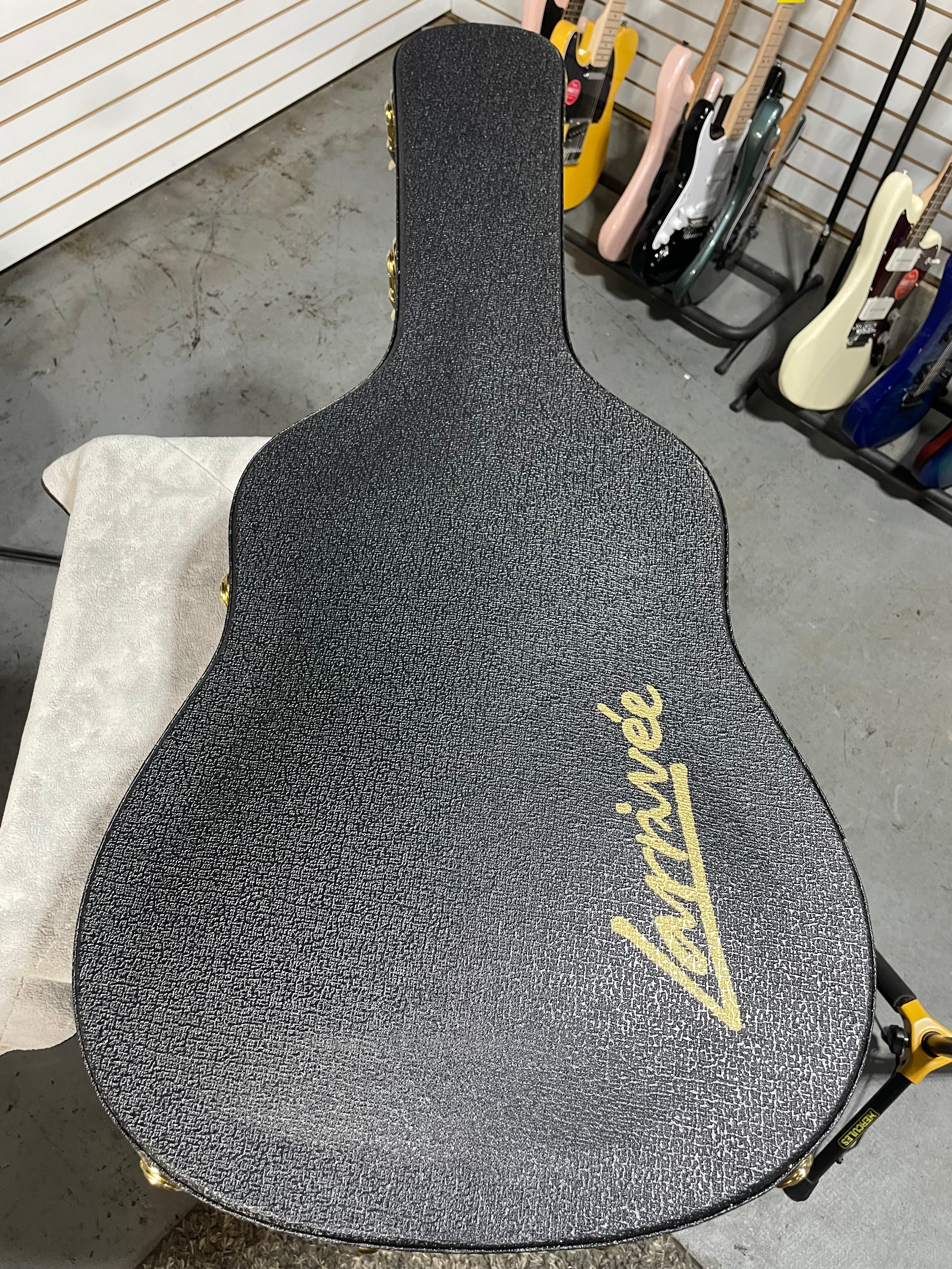 Larivee D-05 Acoustic Guitar - Natural w/OHSC & PLEK*D #588