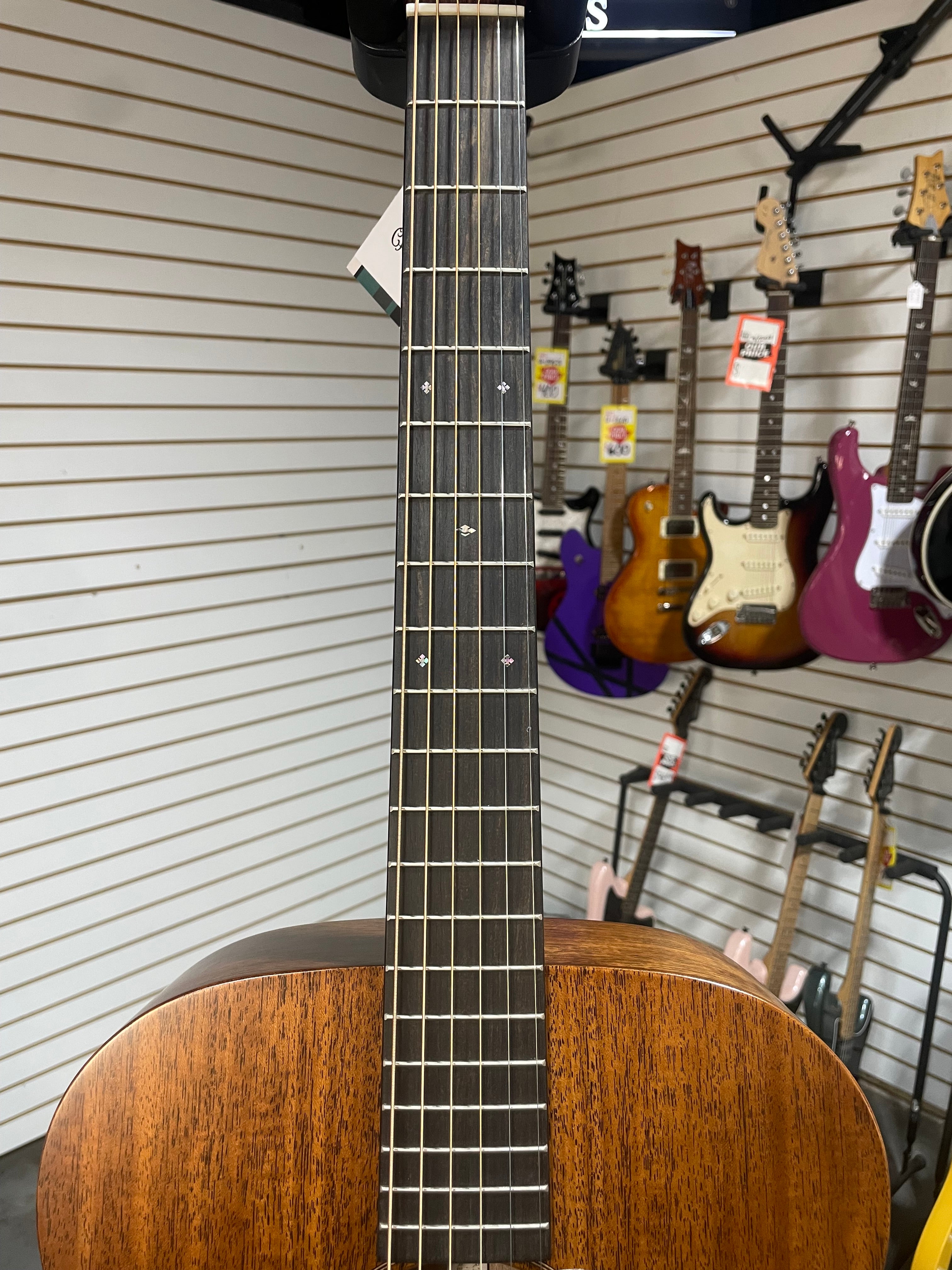 Martin Standard Series 000-17 Acoustic Guitar - Mahogany - OHSC & PLEK*D