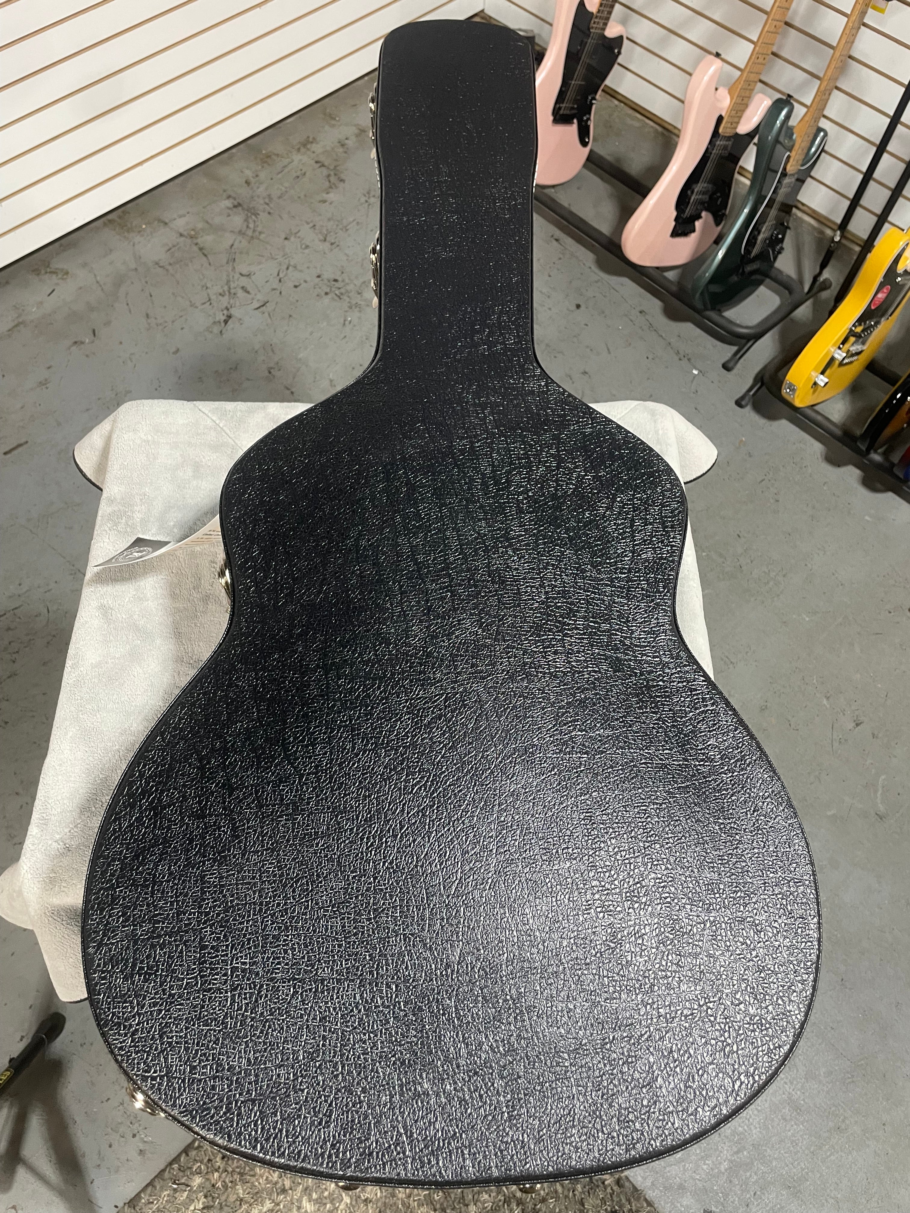 Martin Standard Series 000-17 Acoustic Guitar - Mahogany - OHSC & PLEK*D