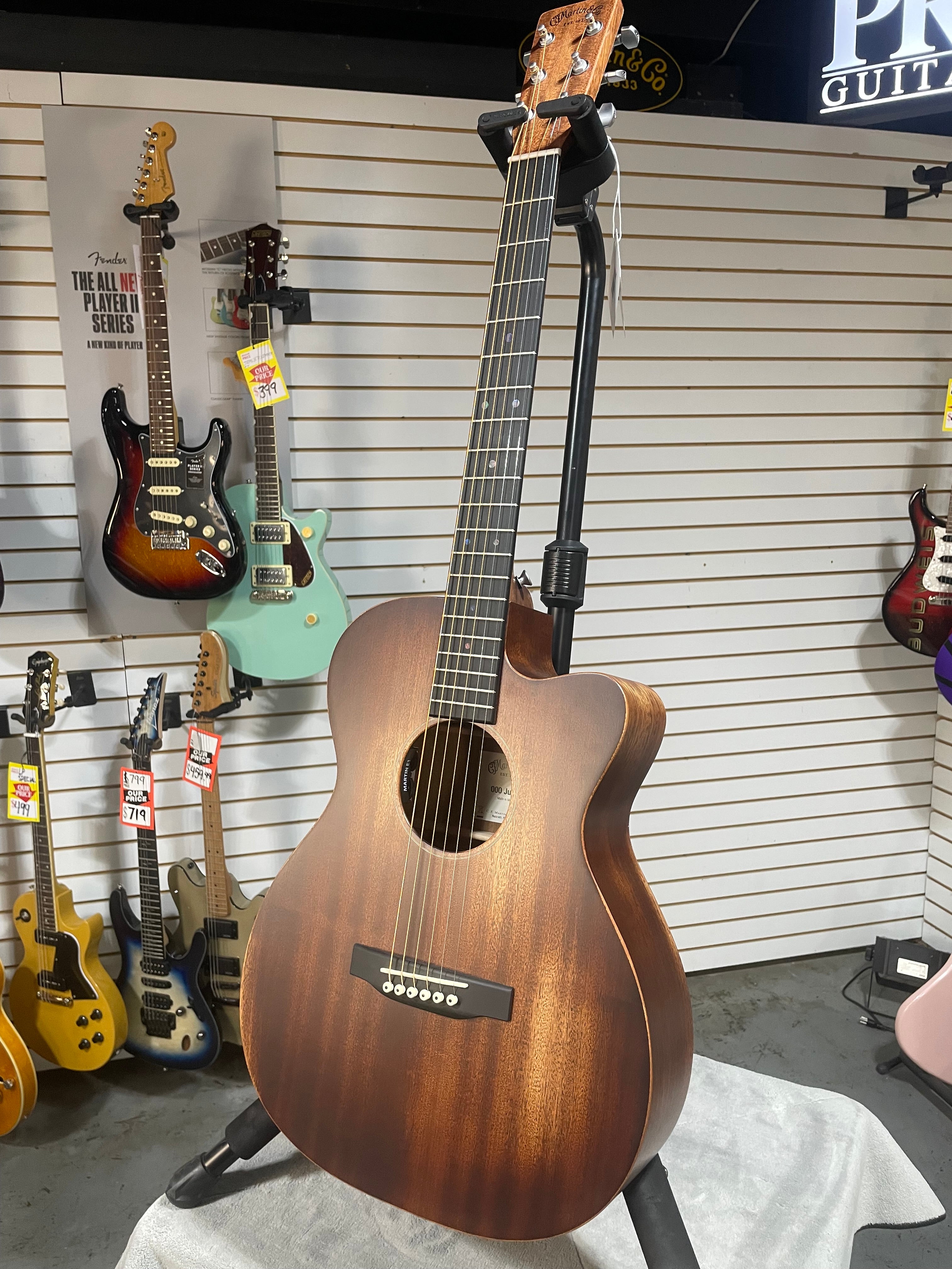 Martin 000C Jr-E StreetMaster Acoustic-electric Guitar - Dark Mahogany & PLEK*D