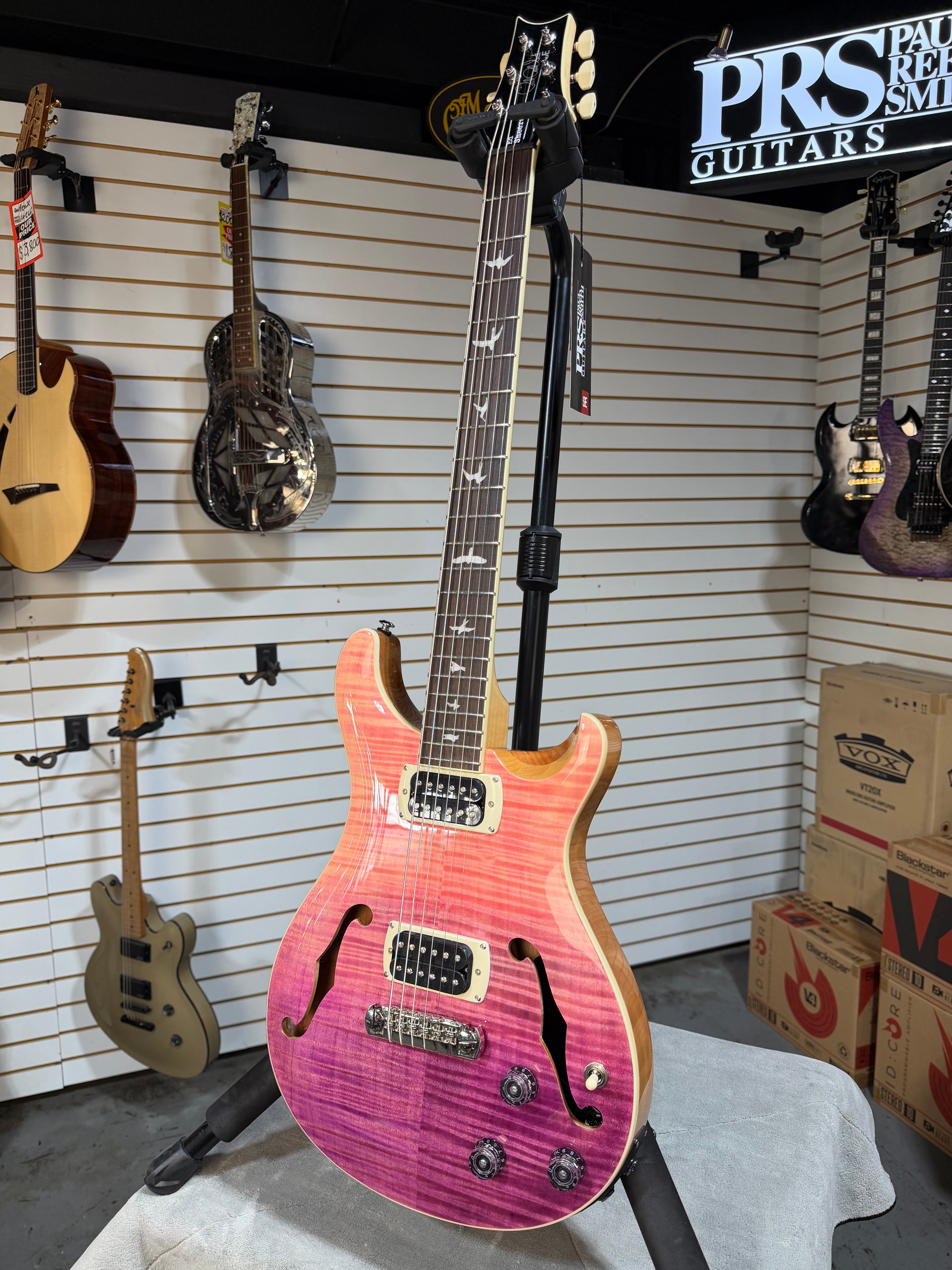 PRS SE Ed Sheeran Signature Hollowbody I Piezo Baritone Pink Ombre