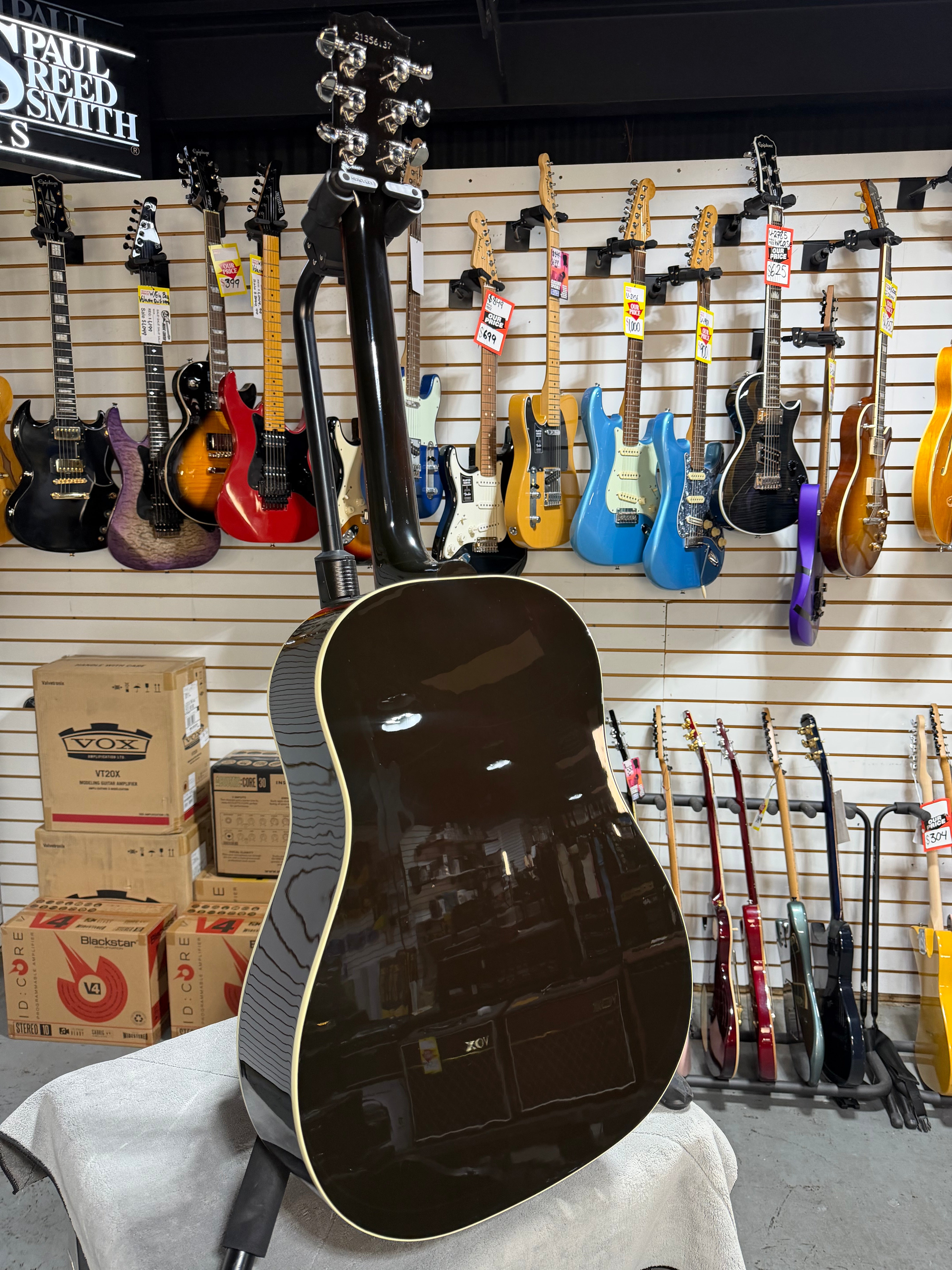 Gibson J-45 Standard Vintage Sunburst