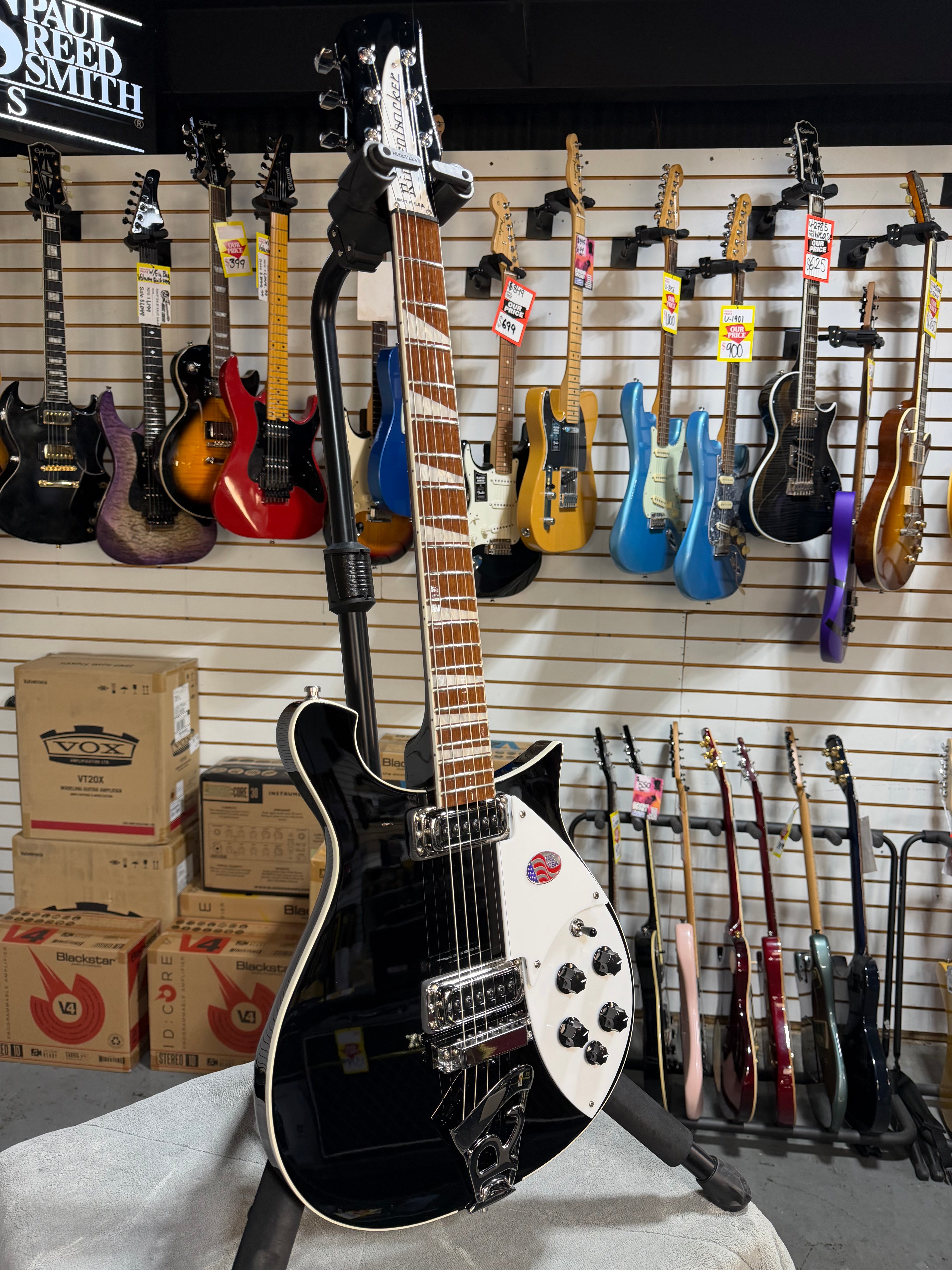 Rickenbacker 620 Jetglo