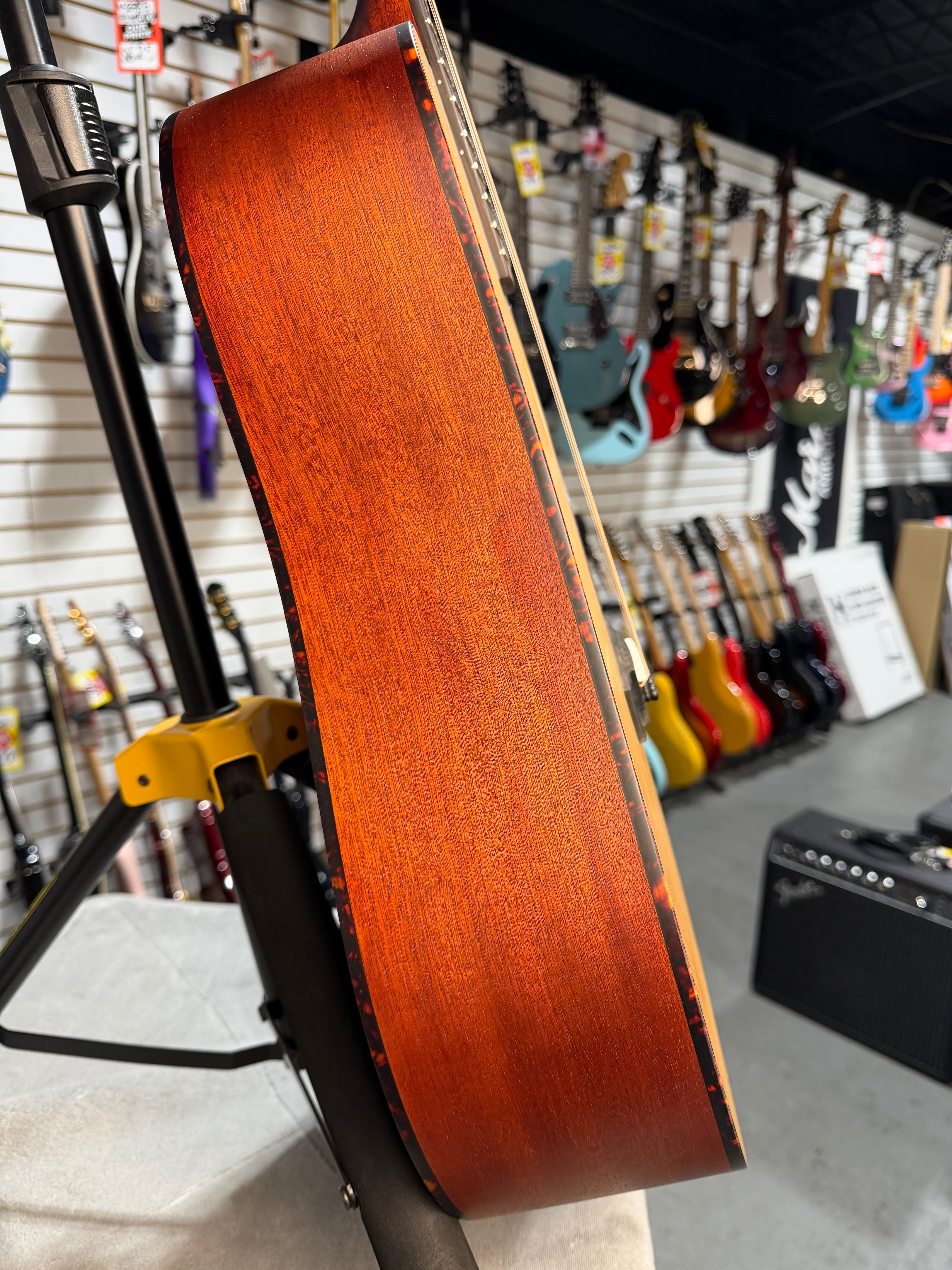 Eastman E1D Natural