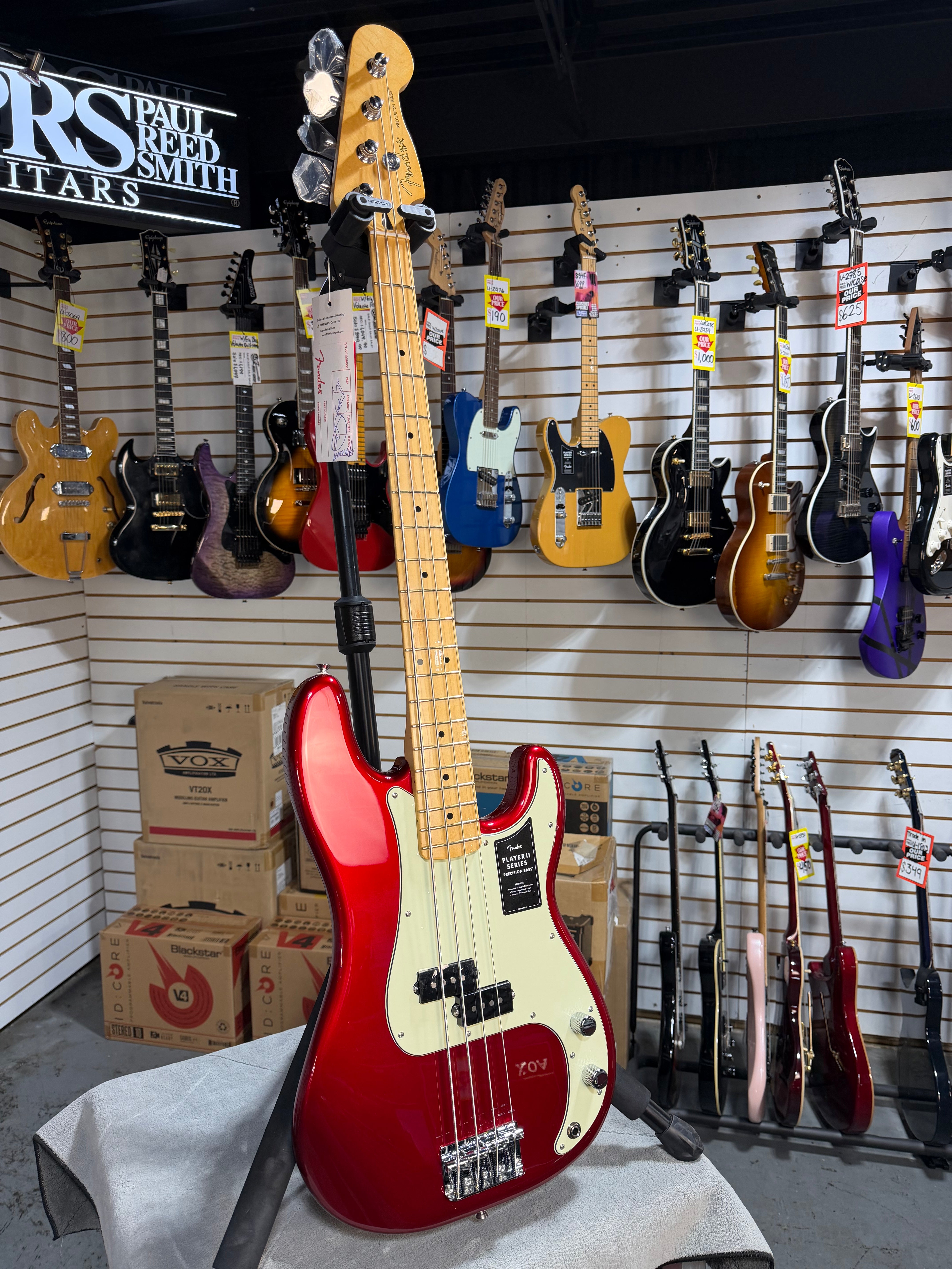 Fender 75th Anniversary Player II Precision Bass Candy Apple Red