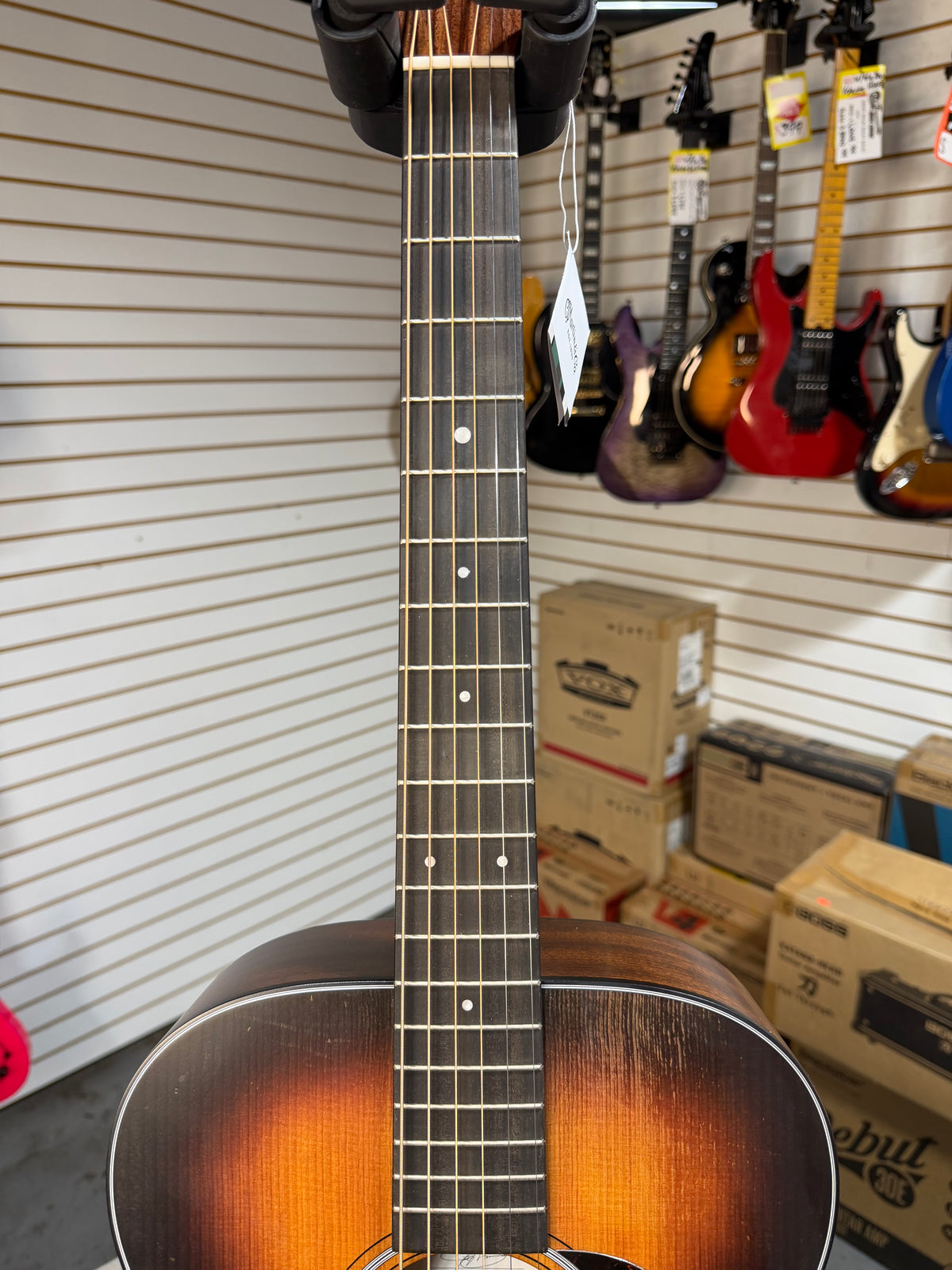 Martin 00-10E Road Series Retro Joe Bonamassa Signature Sunburst