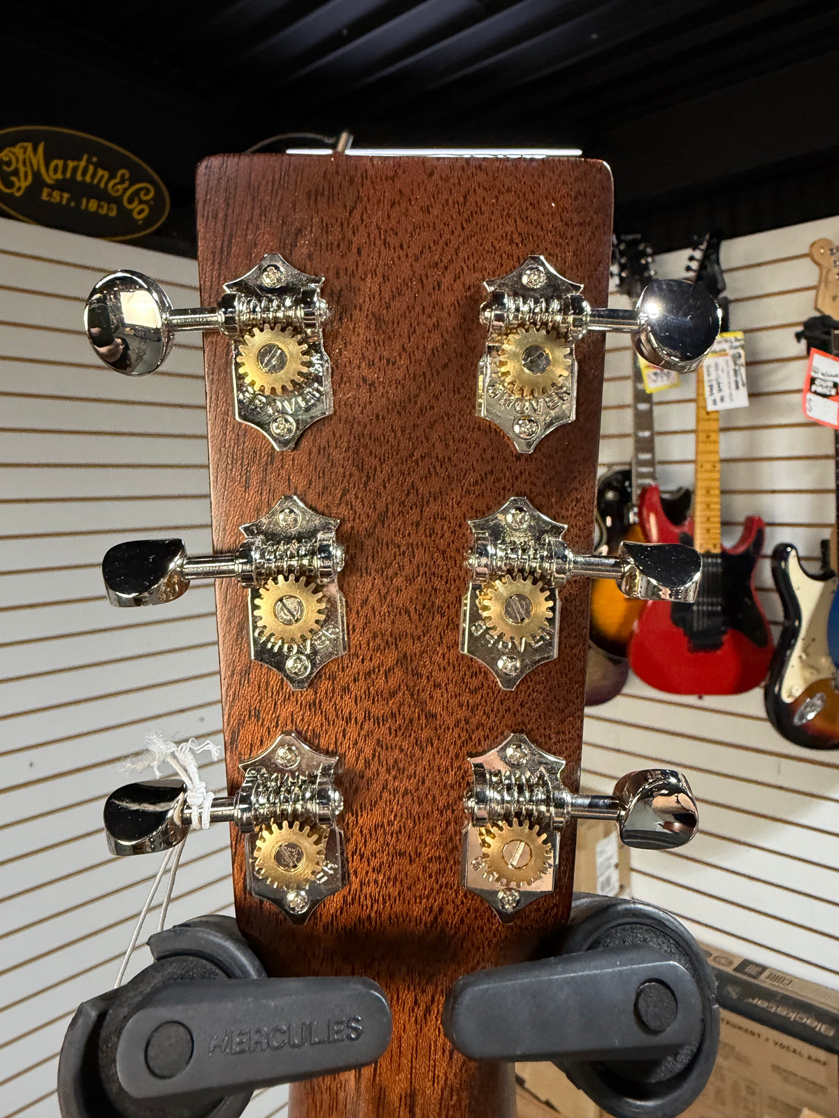 Martin 00-10E Road Series Retro Joe Bonamassa Signature Sunburst