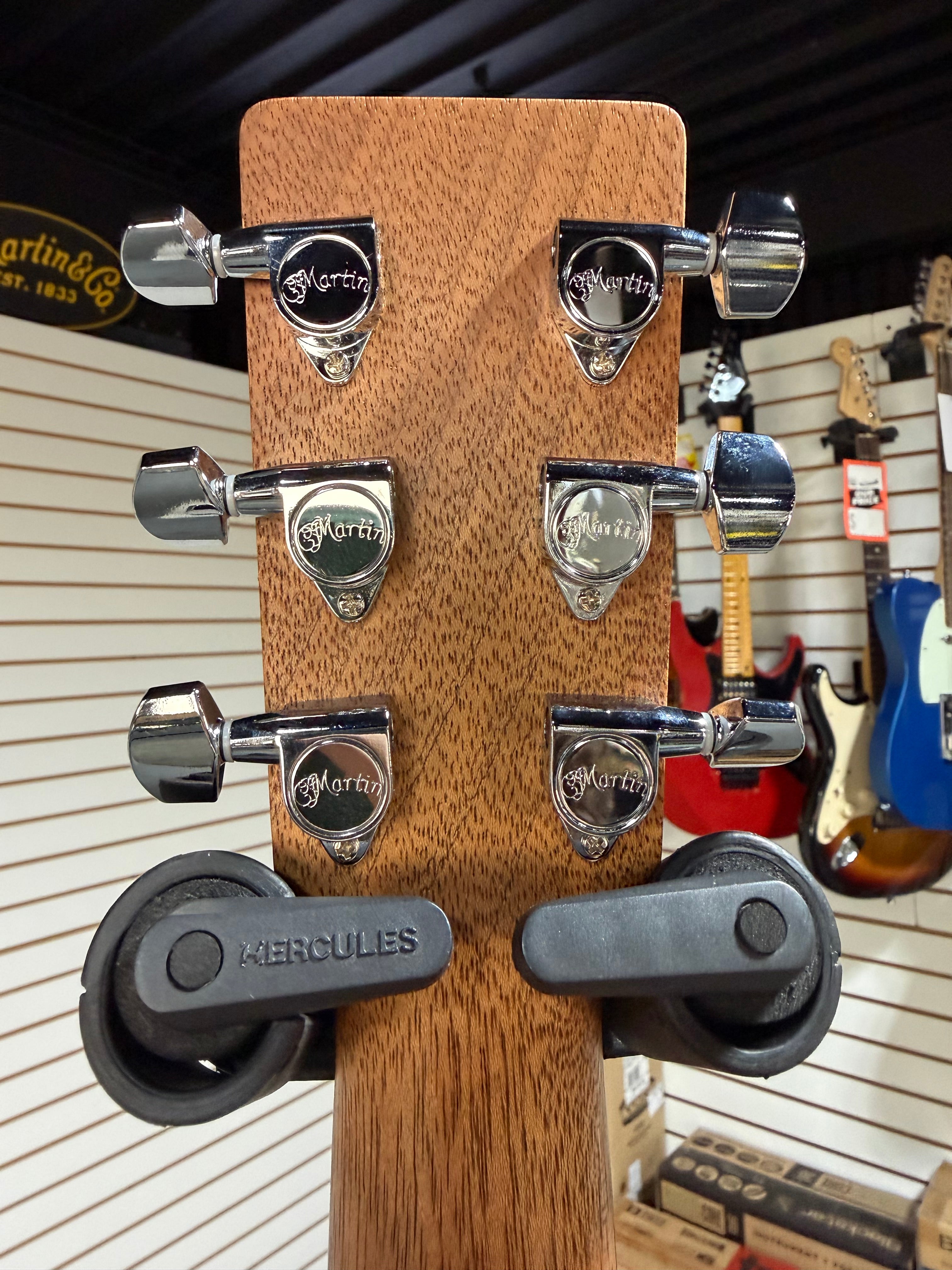 Martin 000Jr-10 Natural