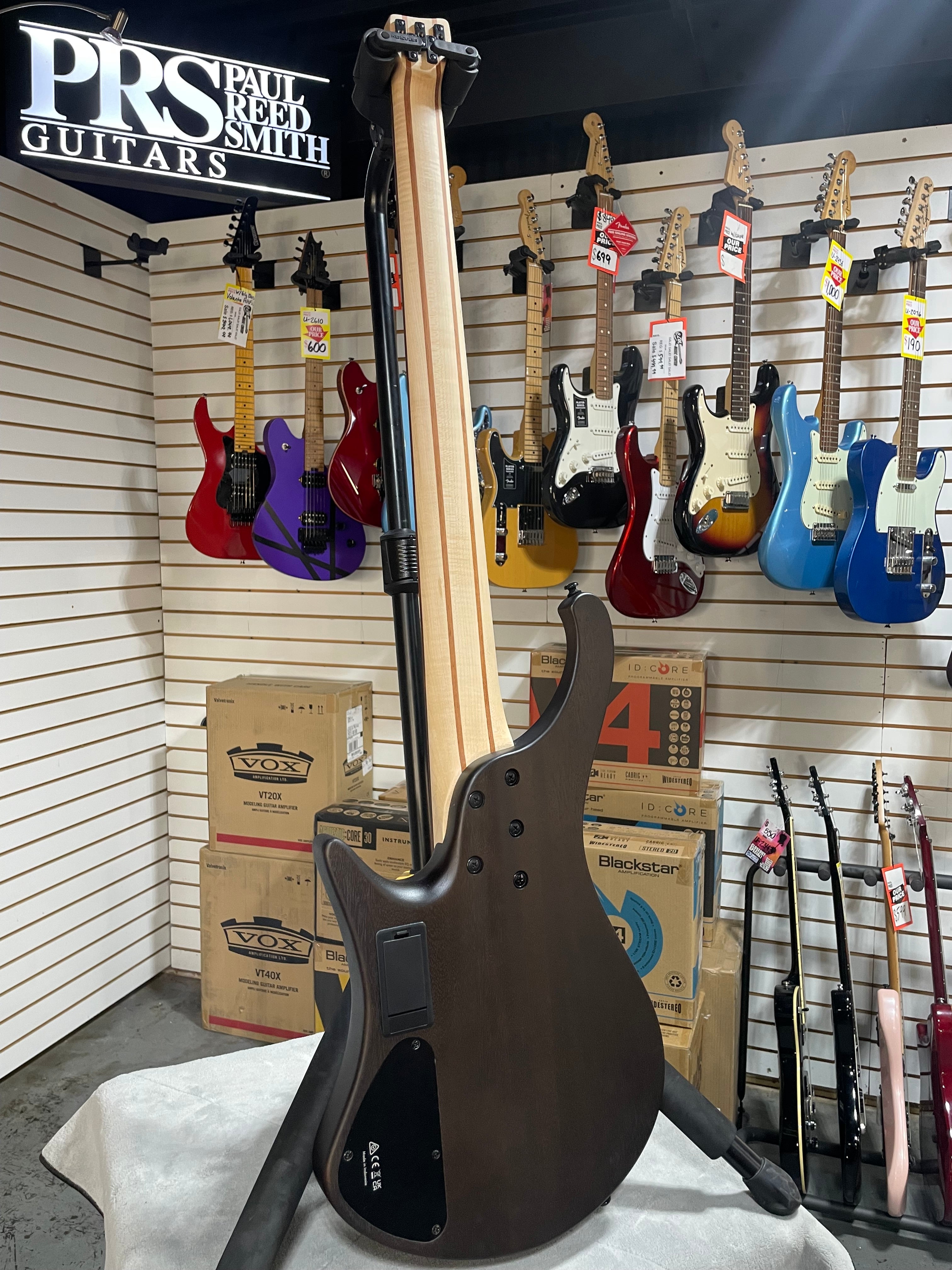 Ibanez EHB605 Walnut Flat