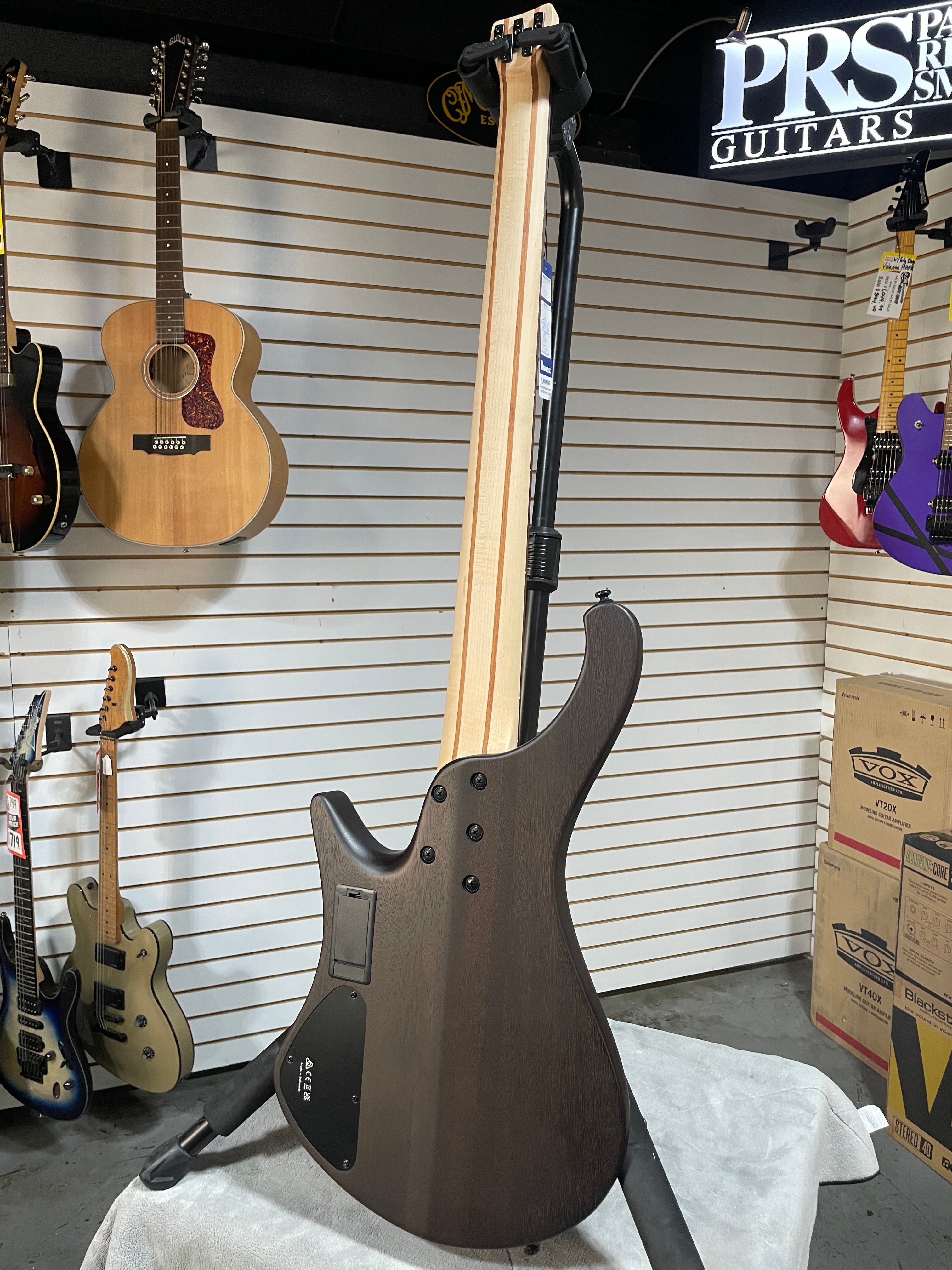 Ibanez EHB605 Walnut Flat