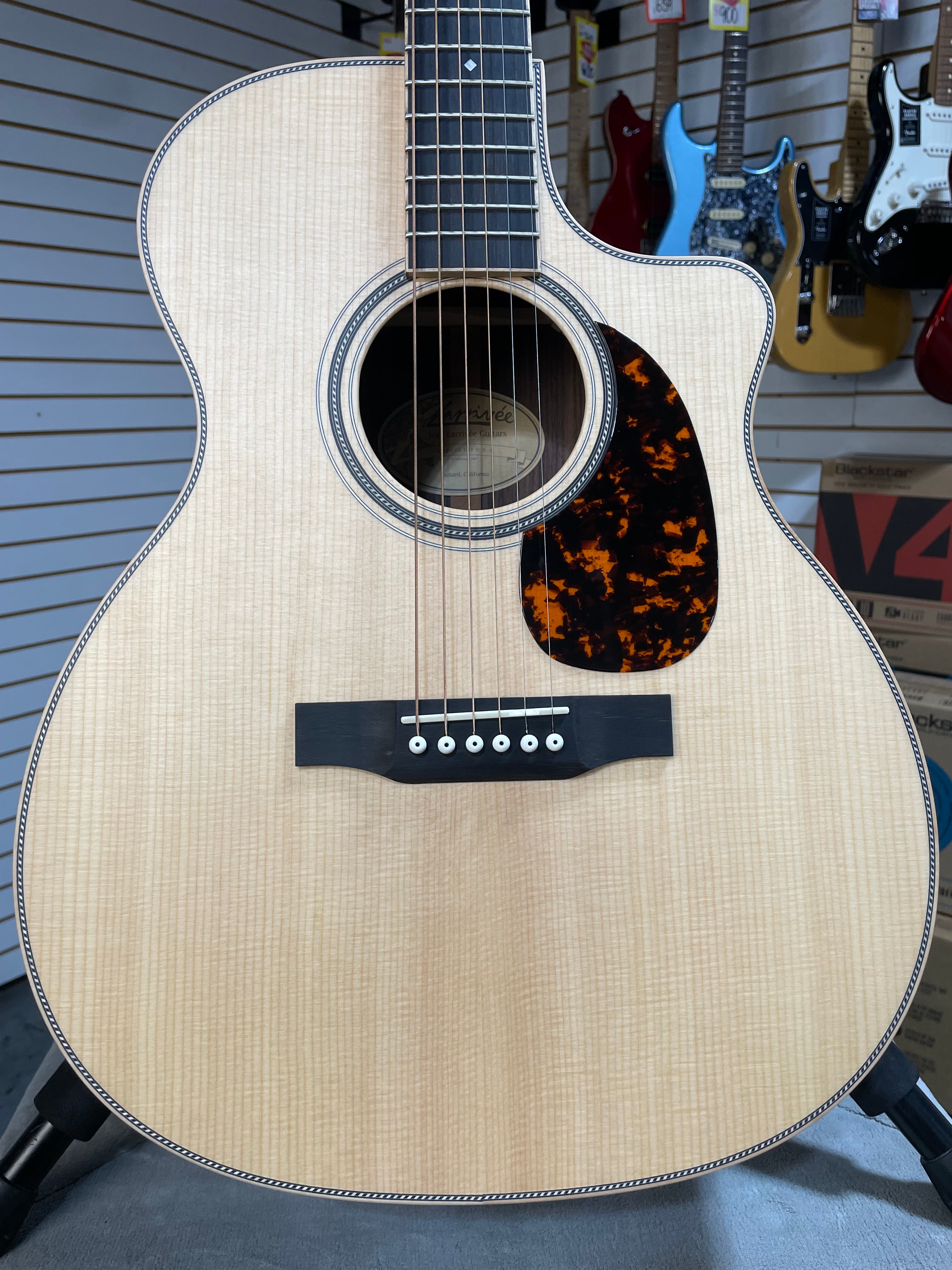 Larrivee VM-40 Acoustic Guitar - Natural - OHSC & PLEK*D