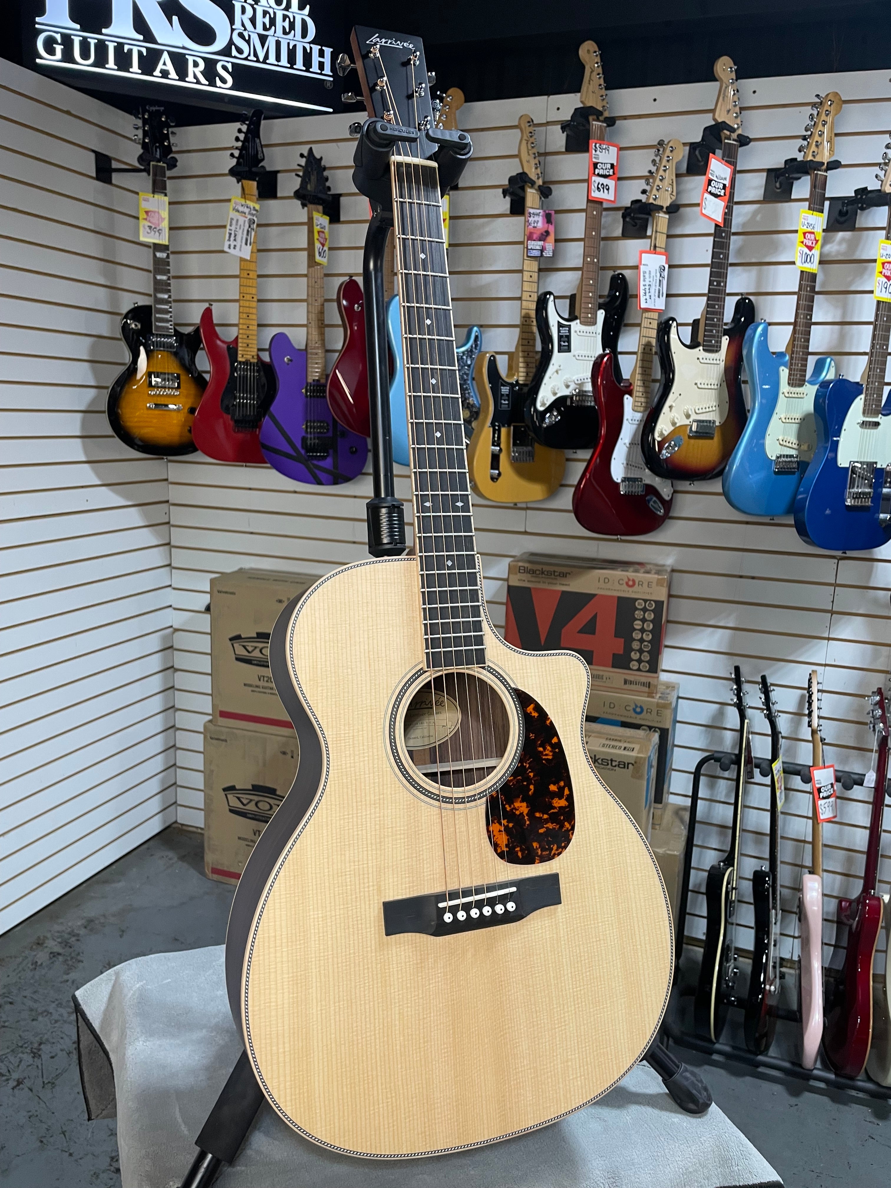 Larrivee VM-40 Acoustic Guitar - Natural - OHSC & PLEK*D