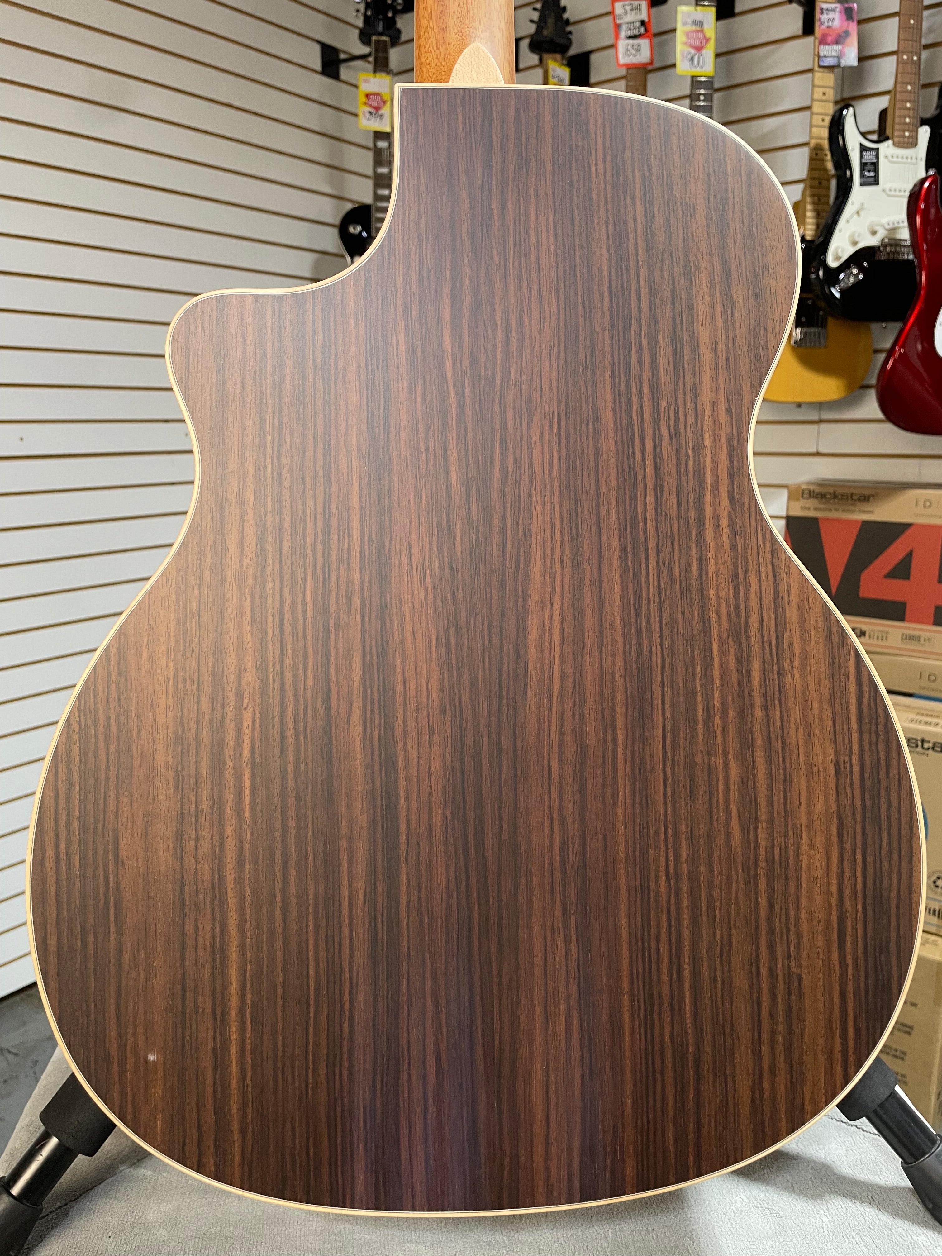 Larrivee VM-40 Acoustic Guitar - Natural - OHSC & PLEK*D