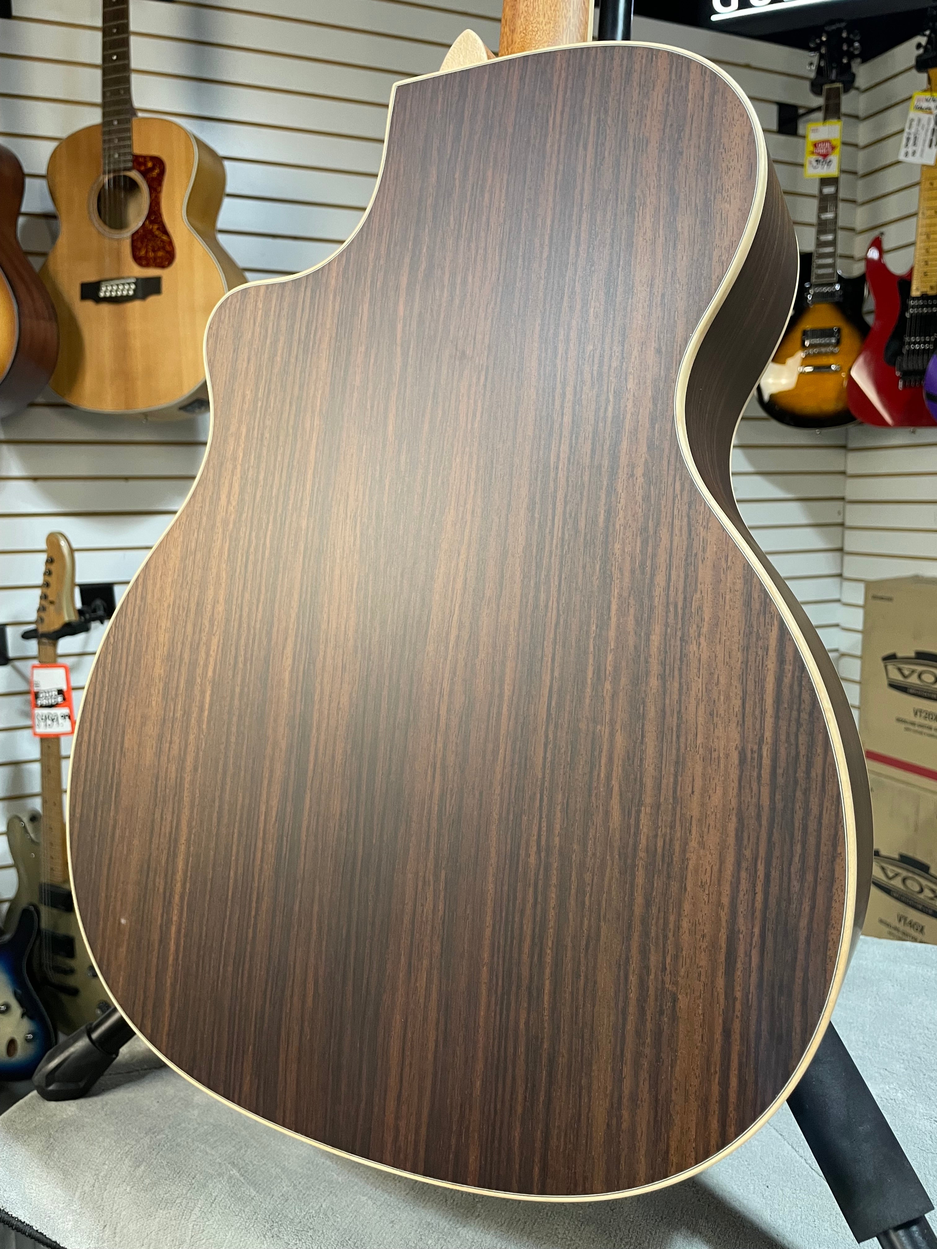 Larrivee VM-40 Acoustic Guitar - Natural - OHSC & PLEK*D