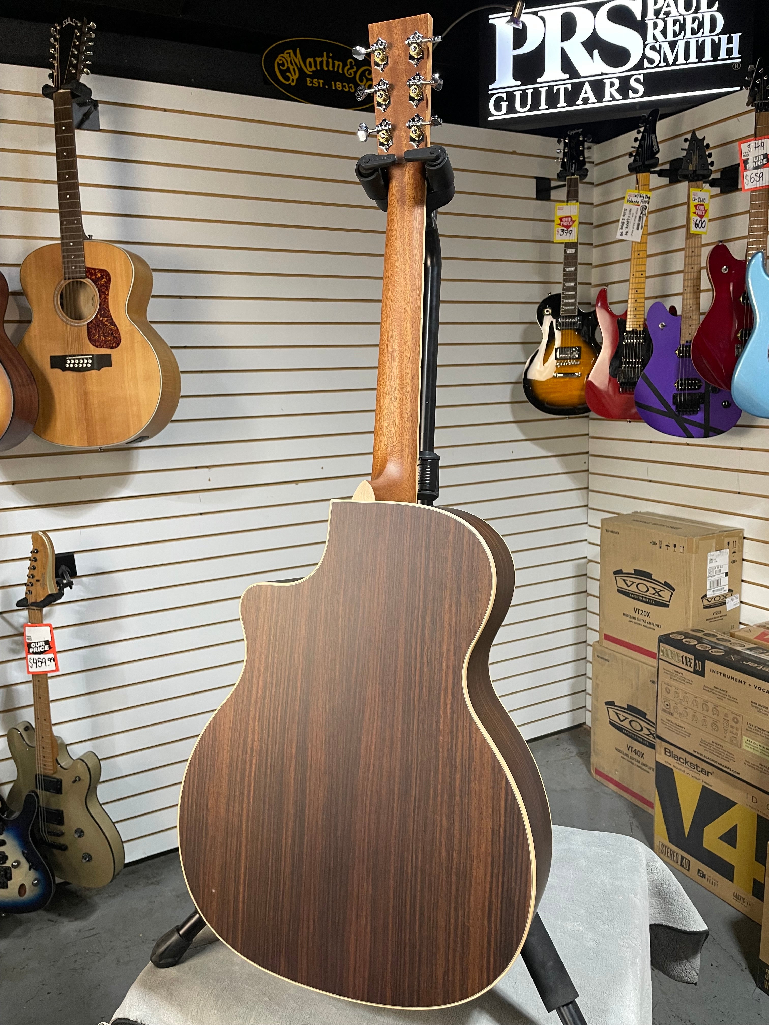 Larrivee VM-40 Acoustic Guitar - Natural - OHSC & PLEK*D