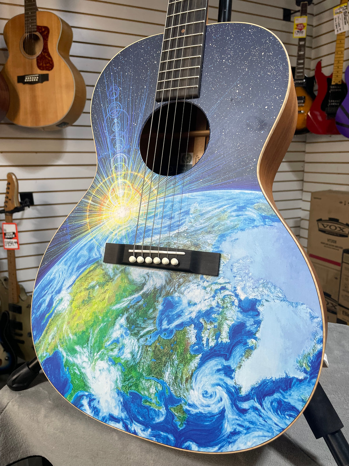Martin 00L Earth