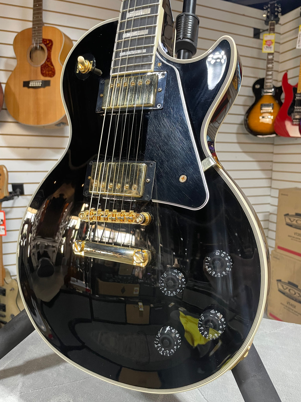 Epiphone Les Paul Custom Ebony w/Crossrock Hardshell Case