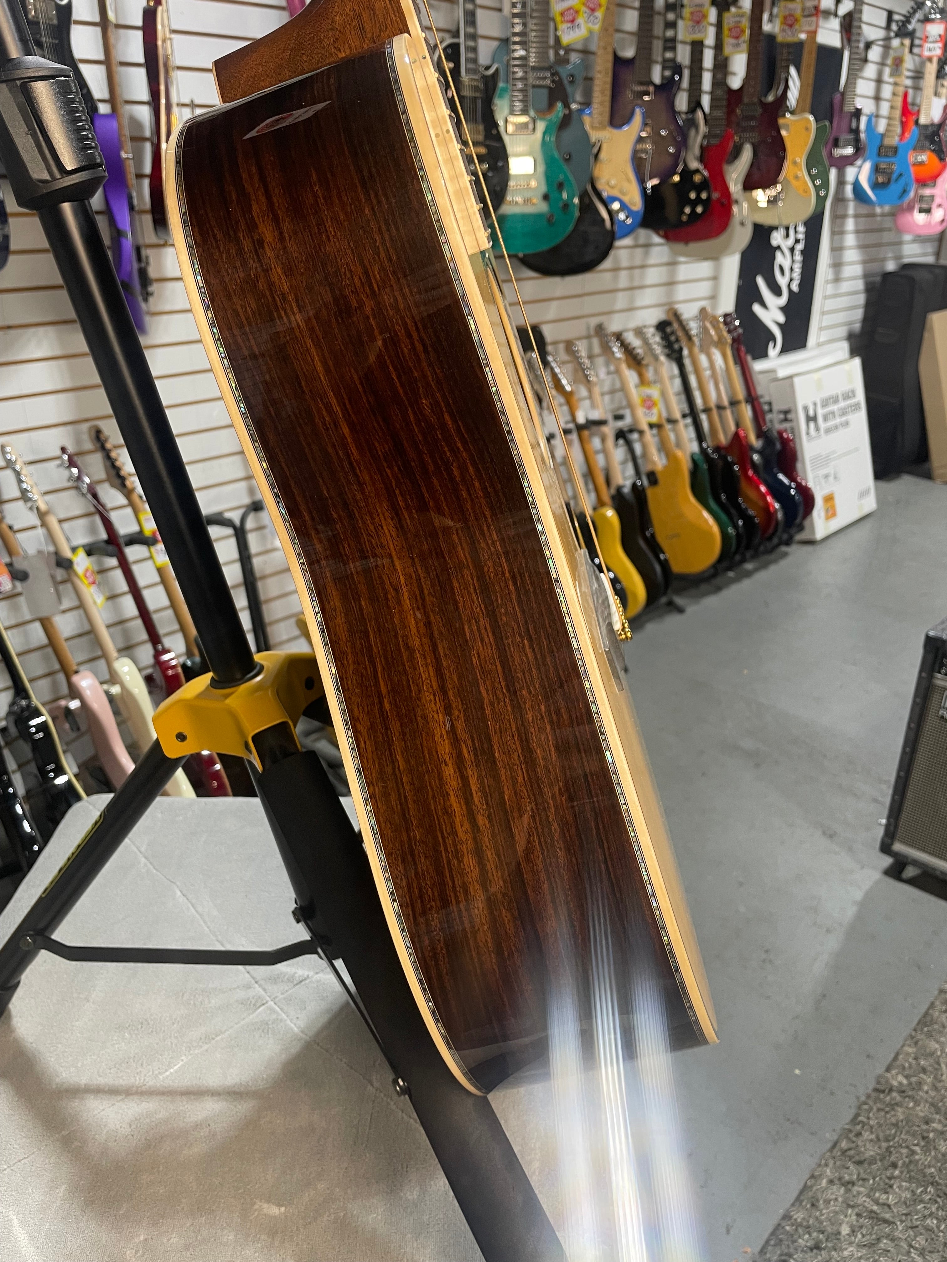 Martin D-45 Modern Deluxe Natural