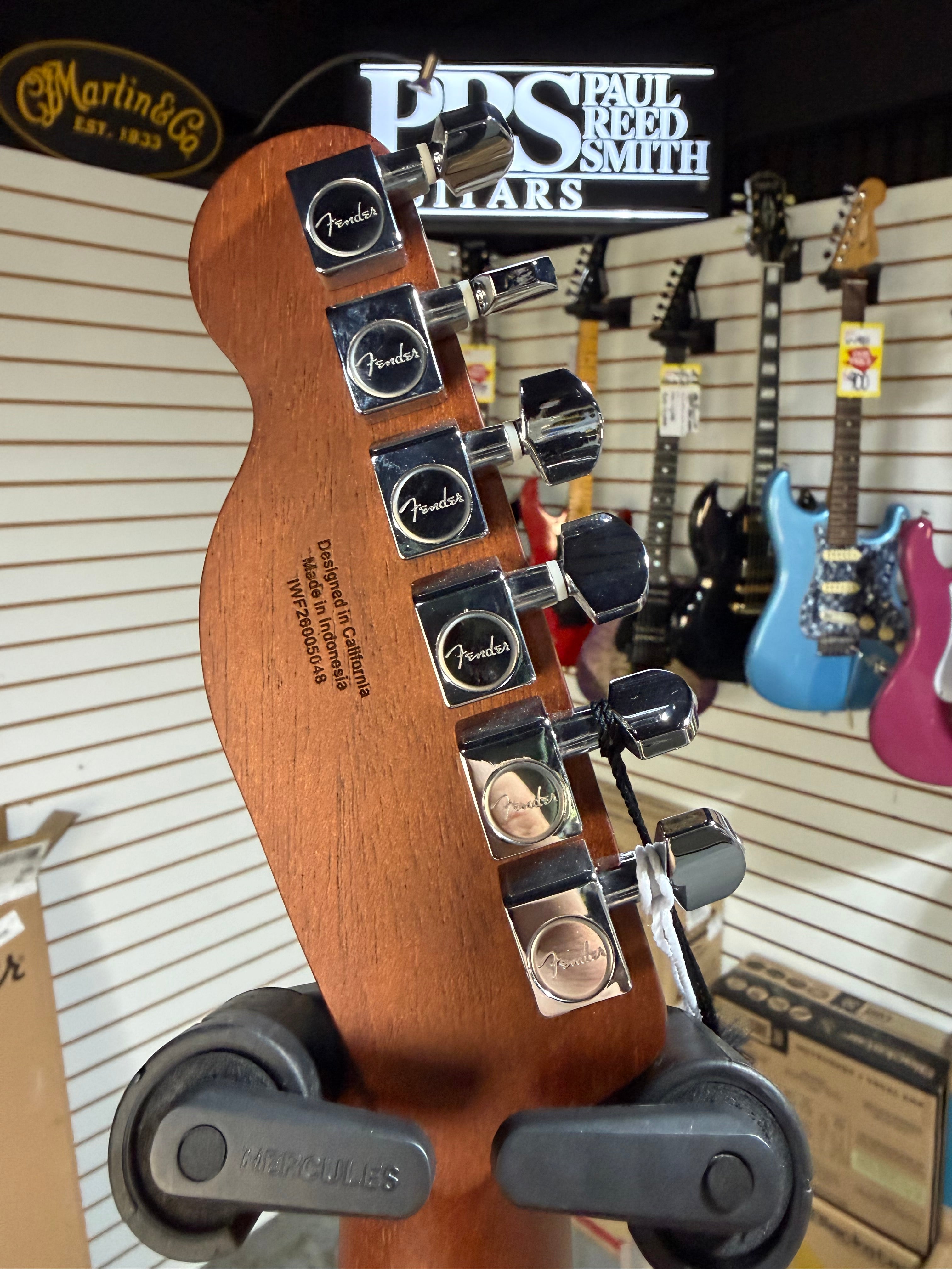 Fender Acoustasonic Standard Telecaster Honey Burst