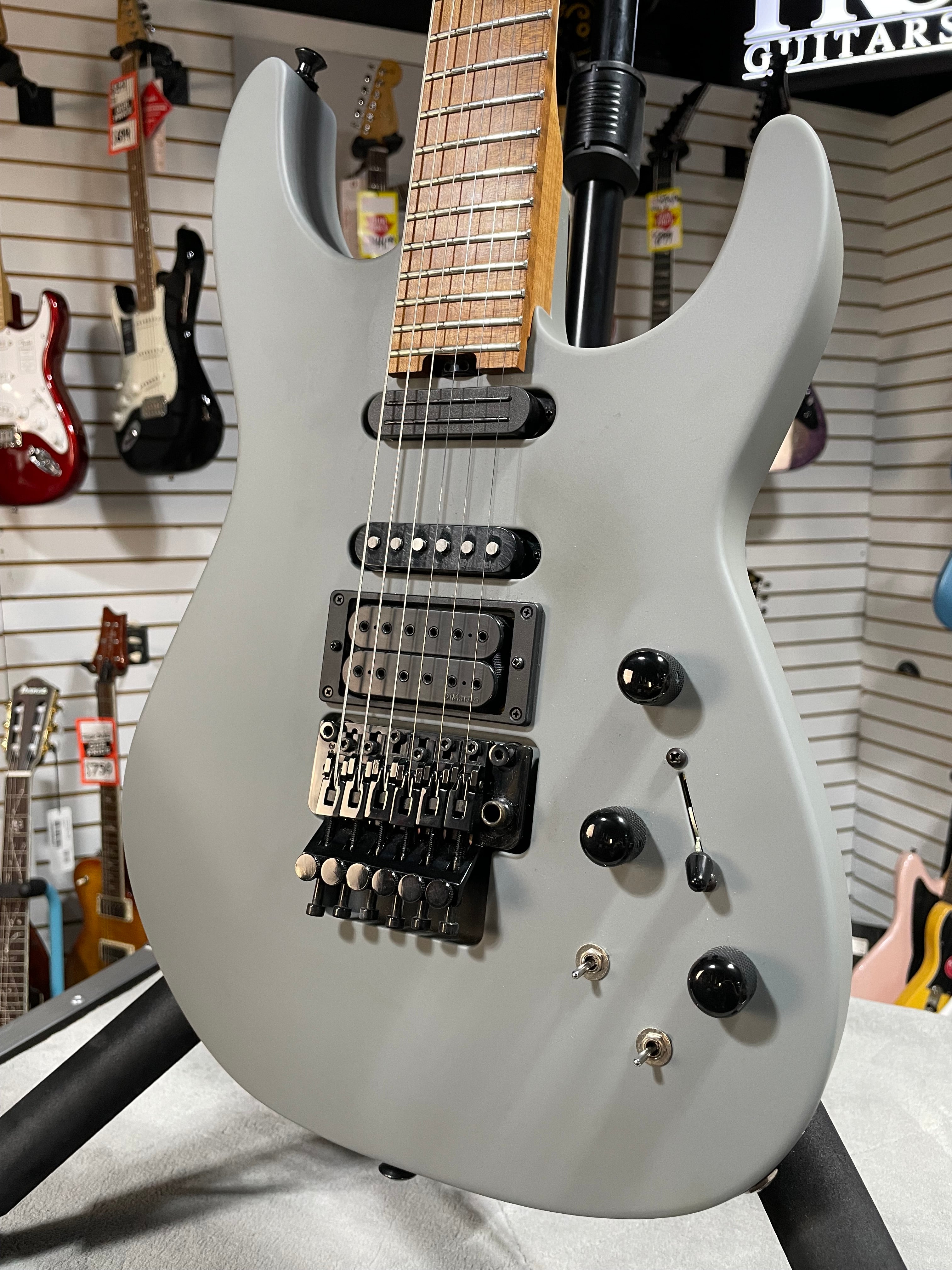 Jackson USA Series Phil Collen Signature PC1 - Satin Gray w/OHSC