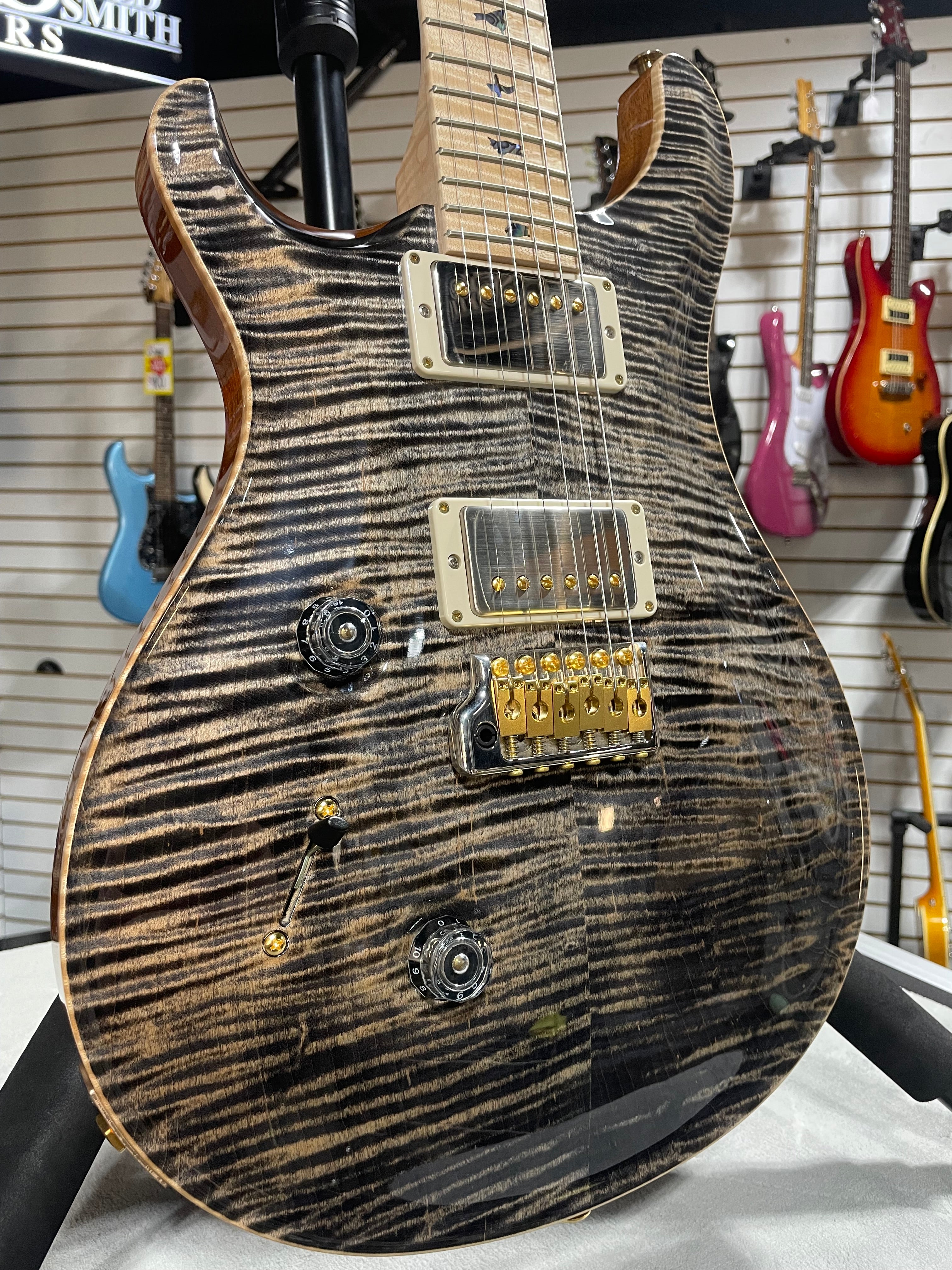 Wood Library Custom 24 Left Handed - Charcoal #284 GET PLEK'D!