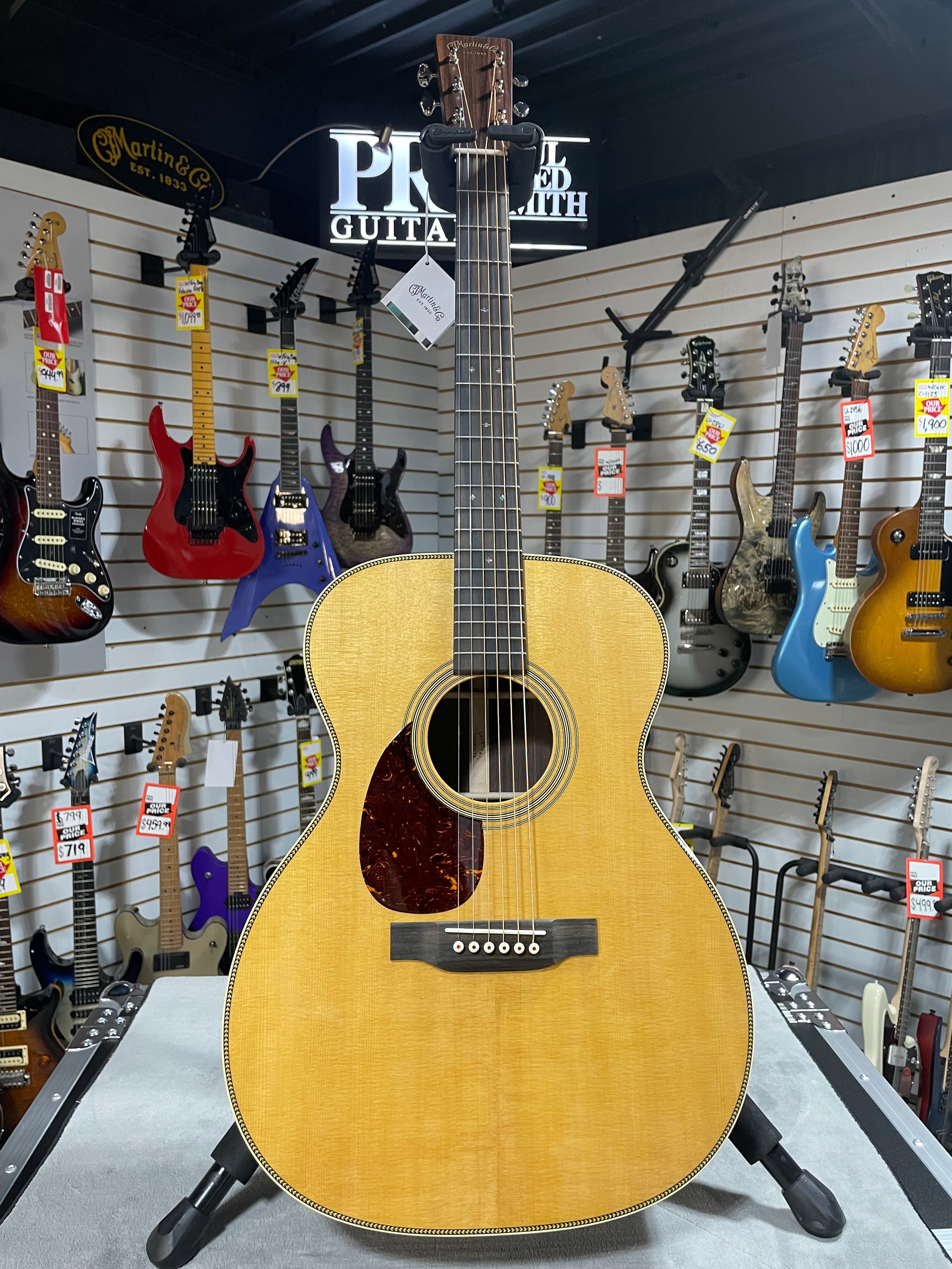 Martin OM-28 Left Handed Acoustic Guitar - Natural w/OHSC & PLEK*D #292