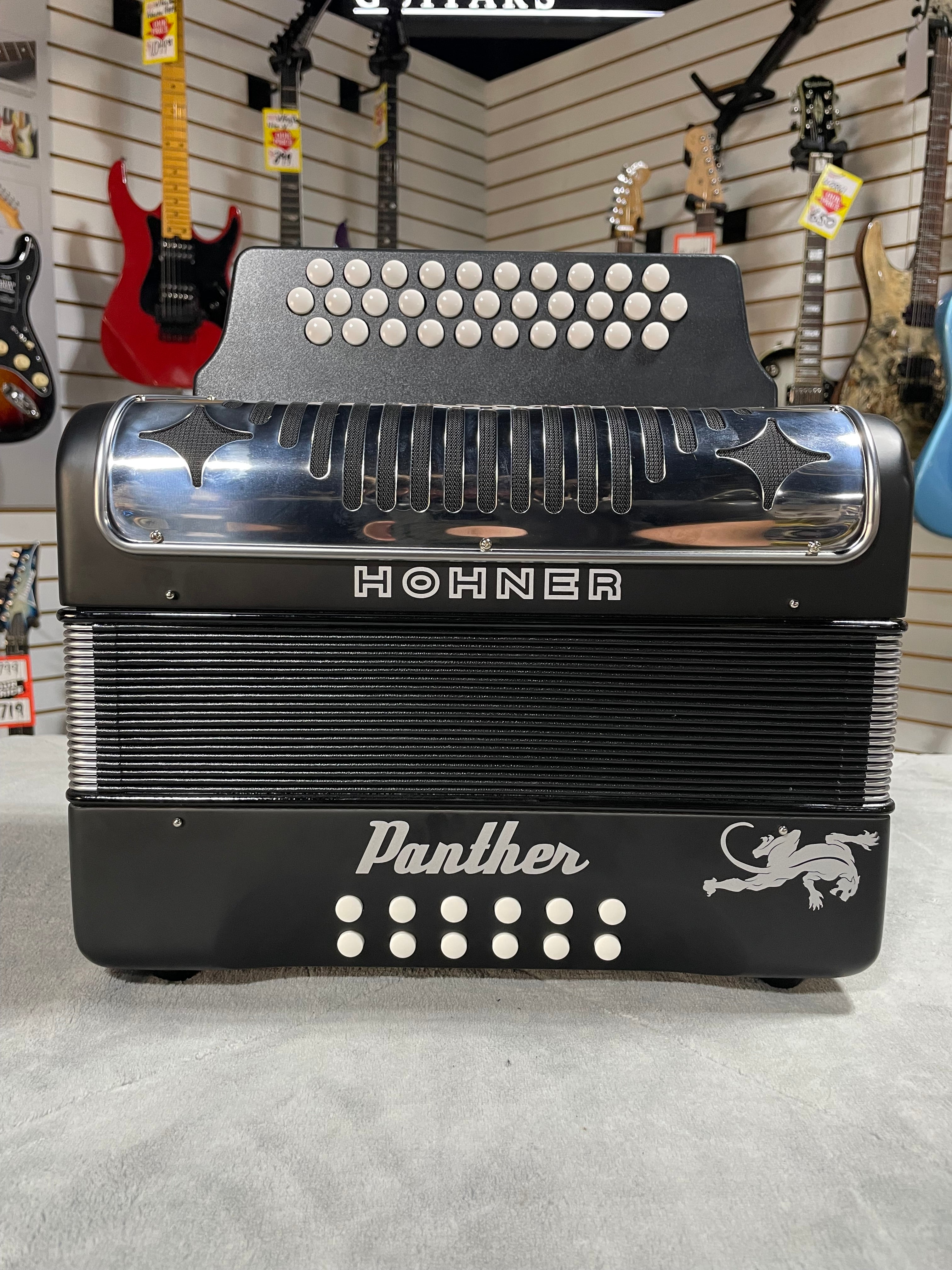 Hohner HA-3100GB Panther Accordion G/C/F Keys 2010s - Black