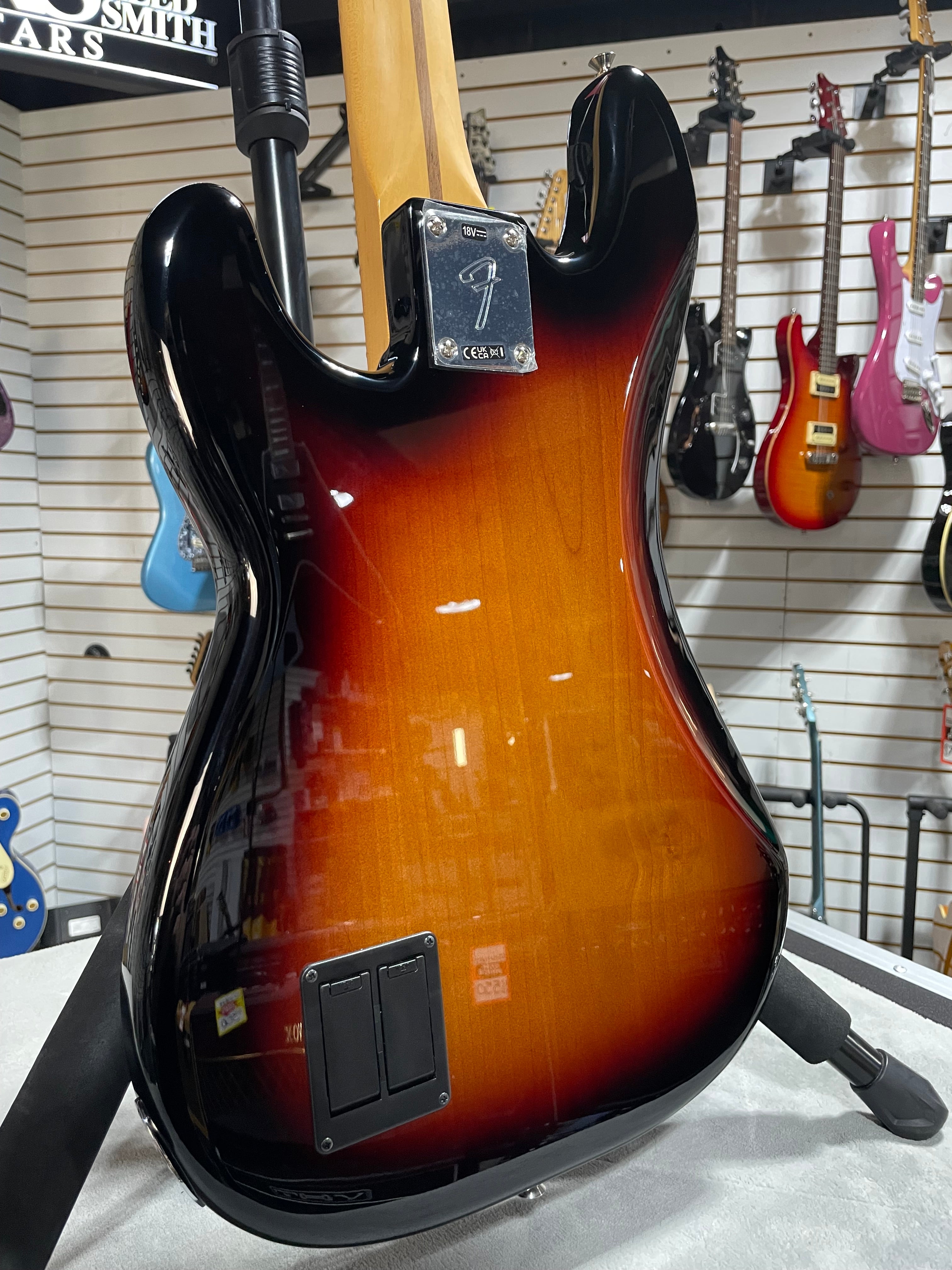 Player II Modified Active Precision Bass - 3-tone Sunburst, Maple Fingerboard #869 GET PLEK'D!