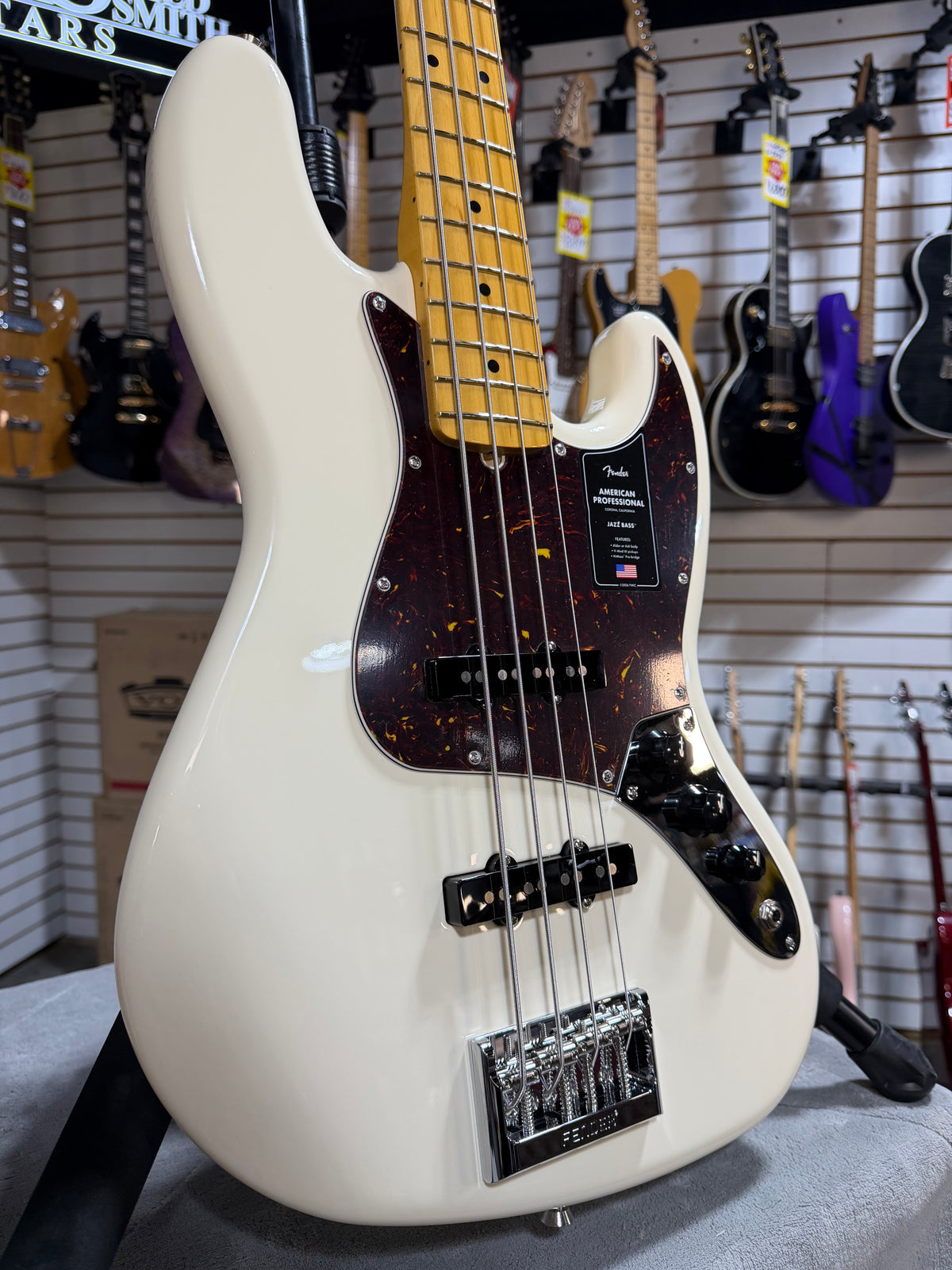 Fender American Professional Jazz Bass Olympic White